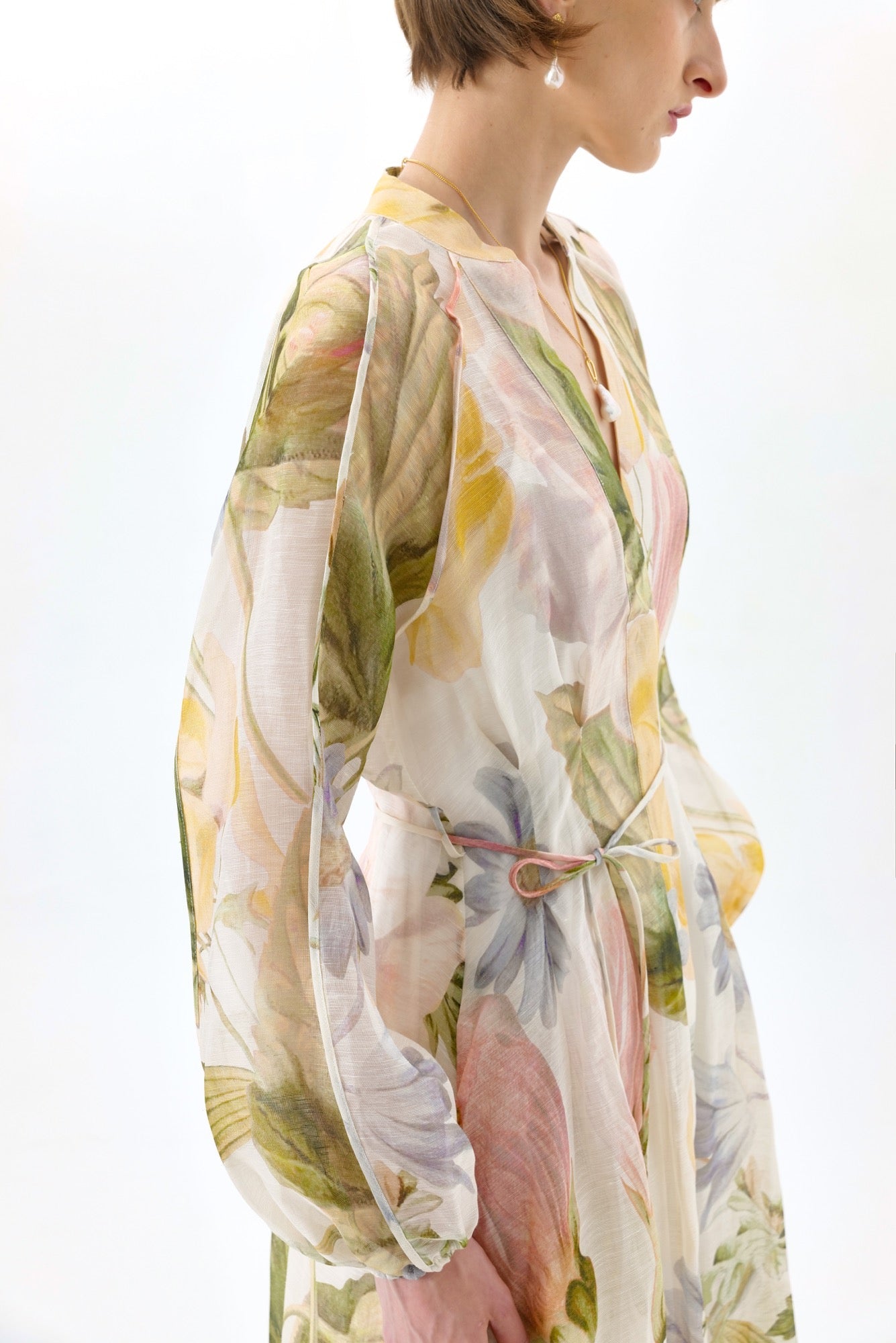 VICTORIA FLORAL LANTERN SLEEVE MAXI DRESS
