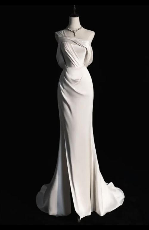 Mermaid One Shoulder White Satin Dresses