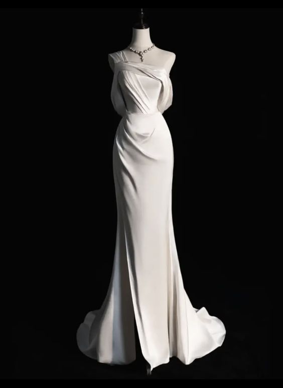 Mermaid One Shoulder White Satin Dresses
