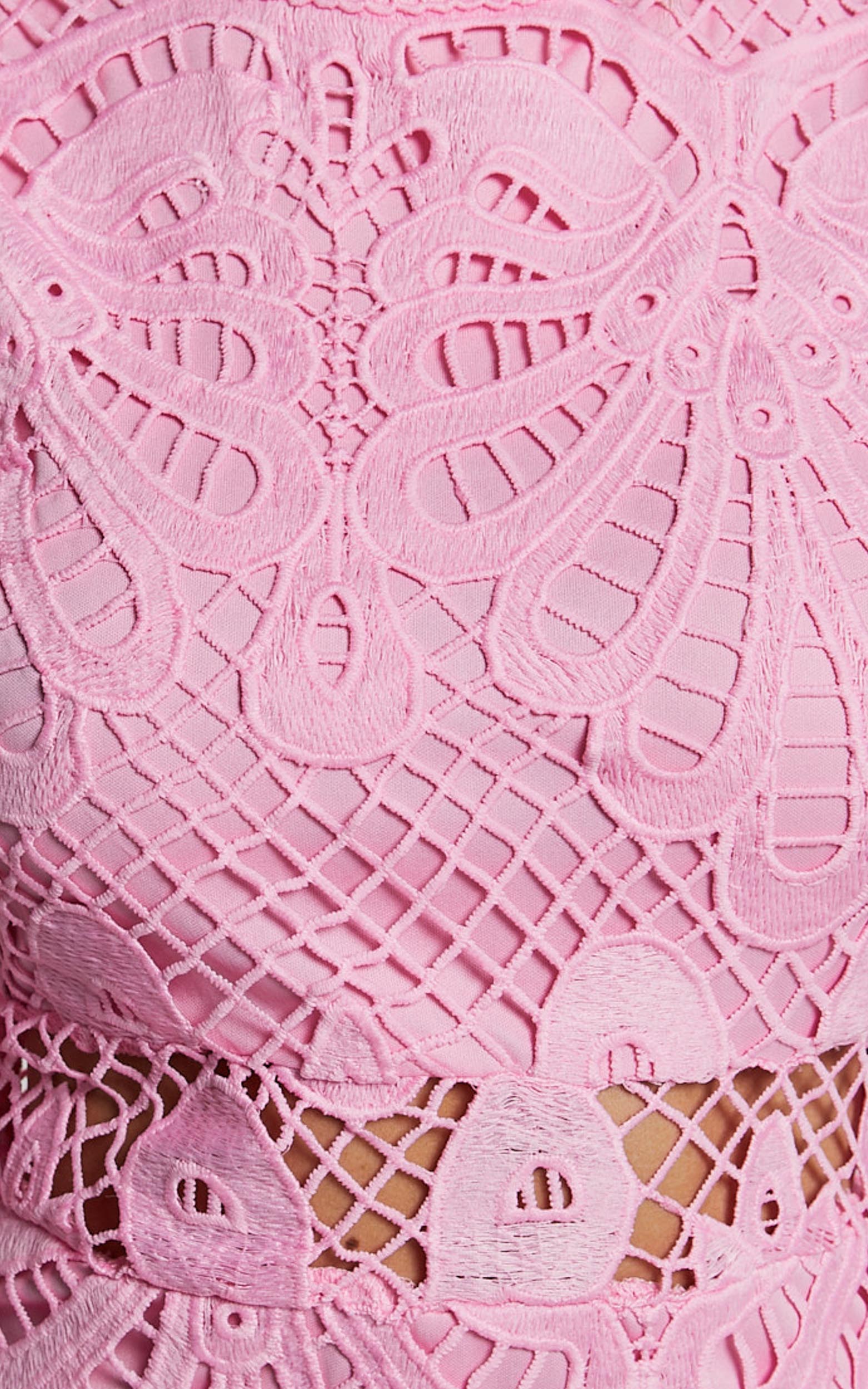 ProductZoomedImage_10_bf0ddf8f-4f88-4c94-9405-7f09b070956e LONG PUFF SLEEVE LACE MINI COCKTAIL DRESS