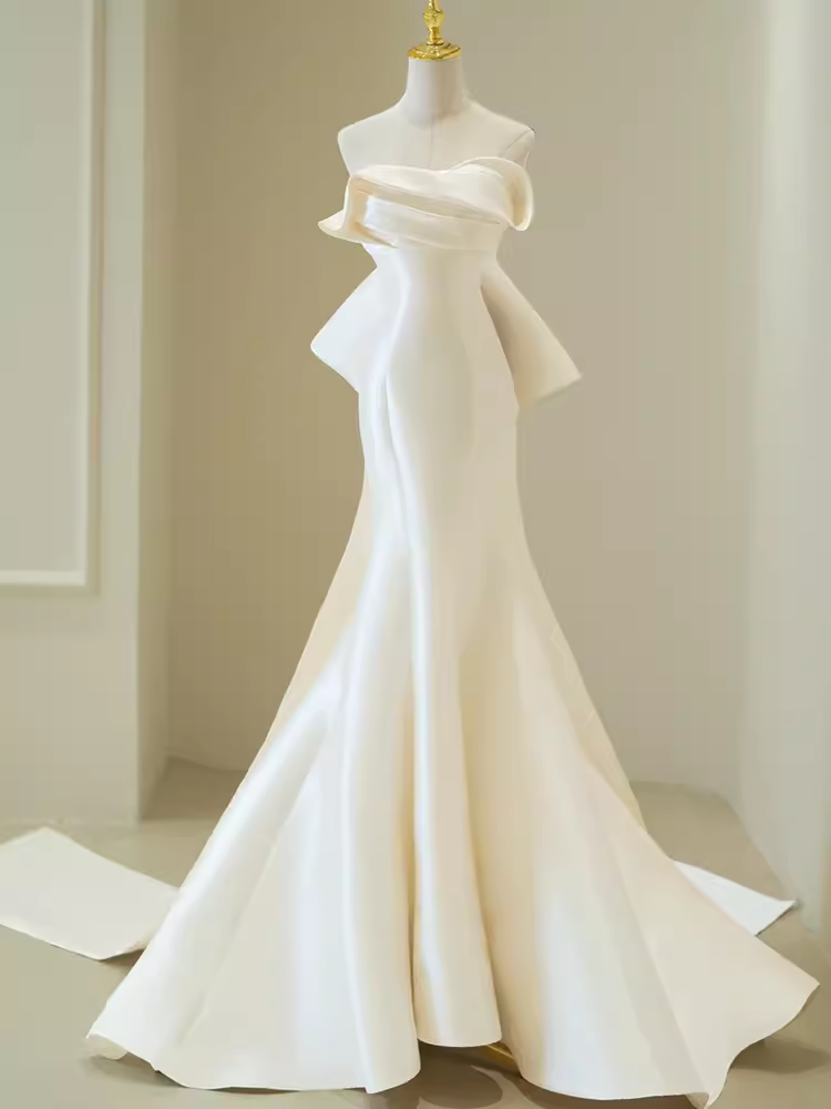 MERMAID SATIN STRAPLESS WHITE DRESS WITH BOWKNOT