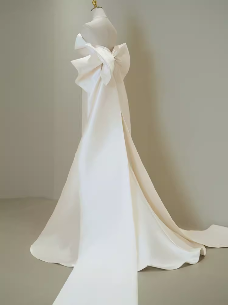 MERMAID SATIN STRAPLESS WHITE DRESS WITH BOWKNOT