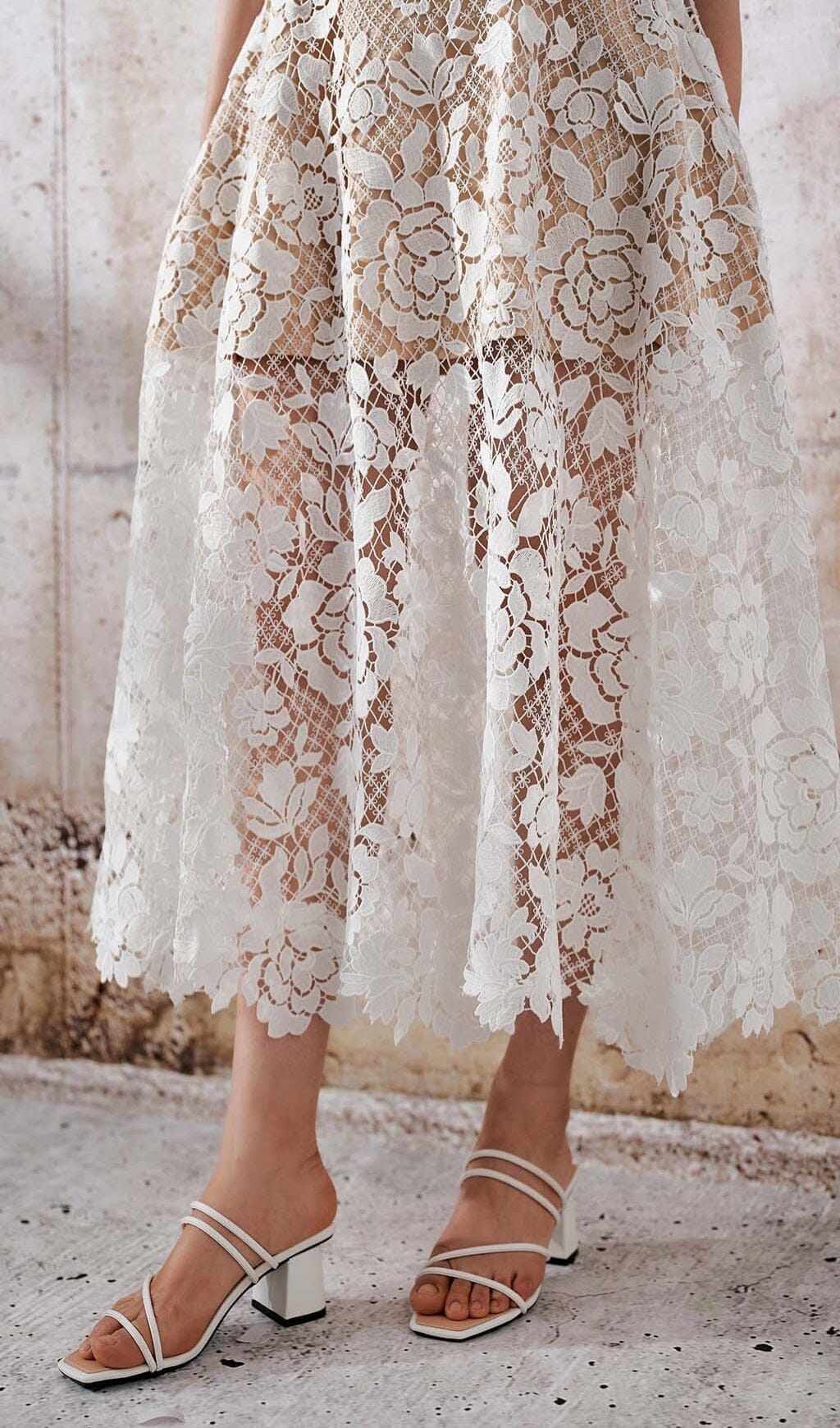WHITE LACE ROSES A-LINE MIDI DRESS