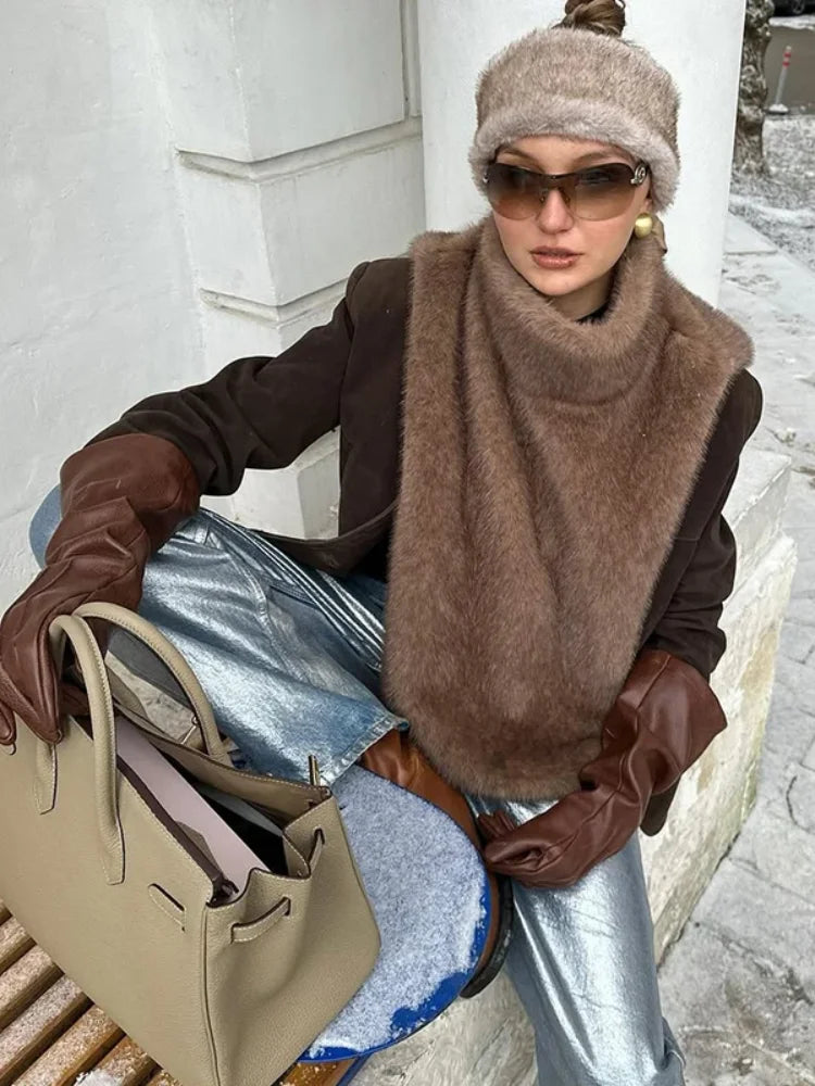 S2754fa001a104e37b1a42871b91d087as FAUX FUR CROP VEST, COZY EVENING OUTFIT