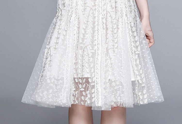 WHITE LACE EMBROIDERED MIDI DRESS FOR WEDDING GUEST