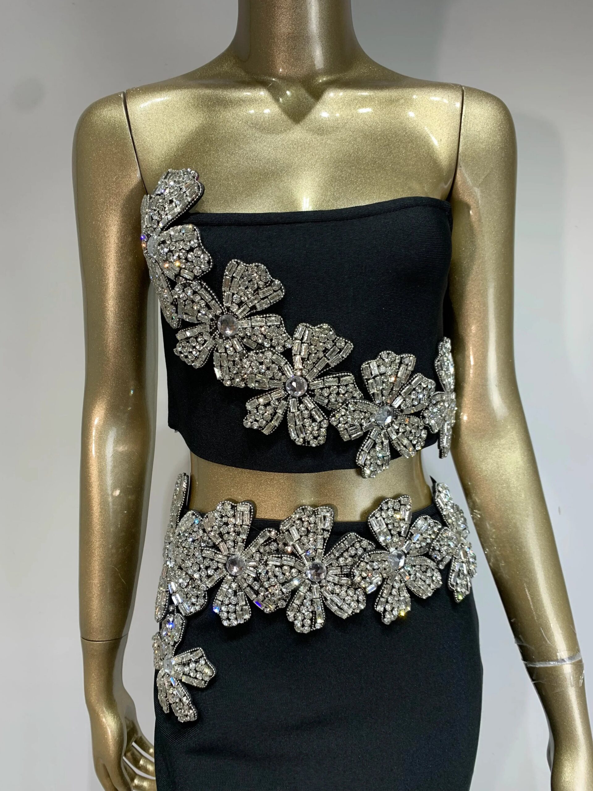 DAZZLING DIAMOND FLOWER LONG SET - ELEGANT PARTY STYLE