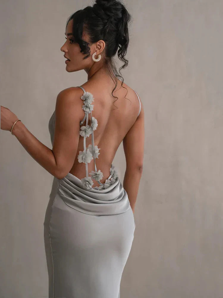 AYLA MAXI DRESS: ELEGANT EVENING SILHOUETTE