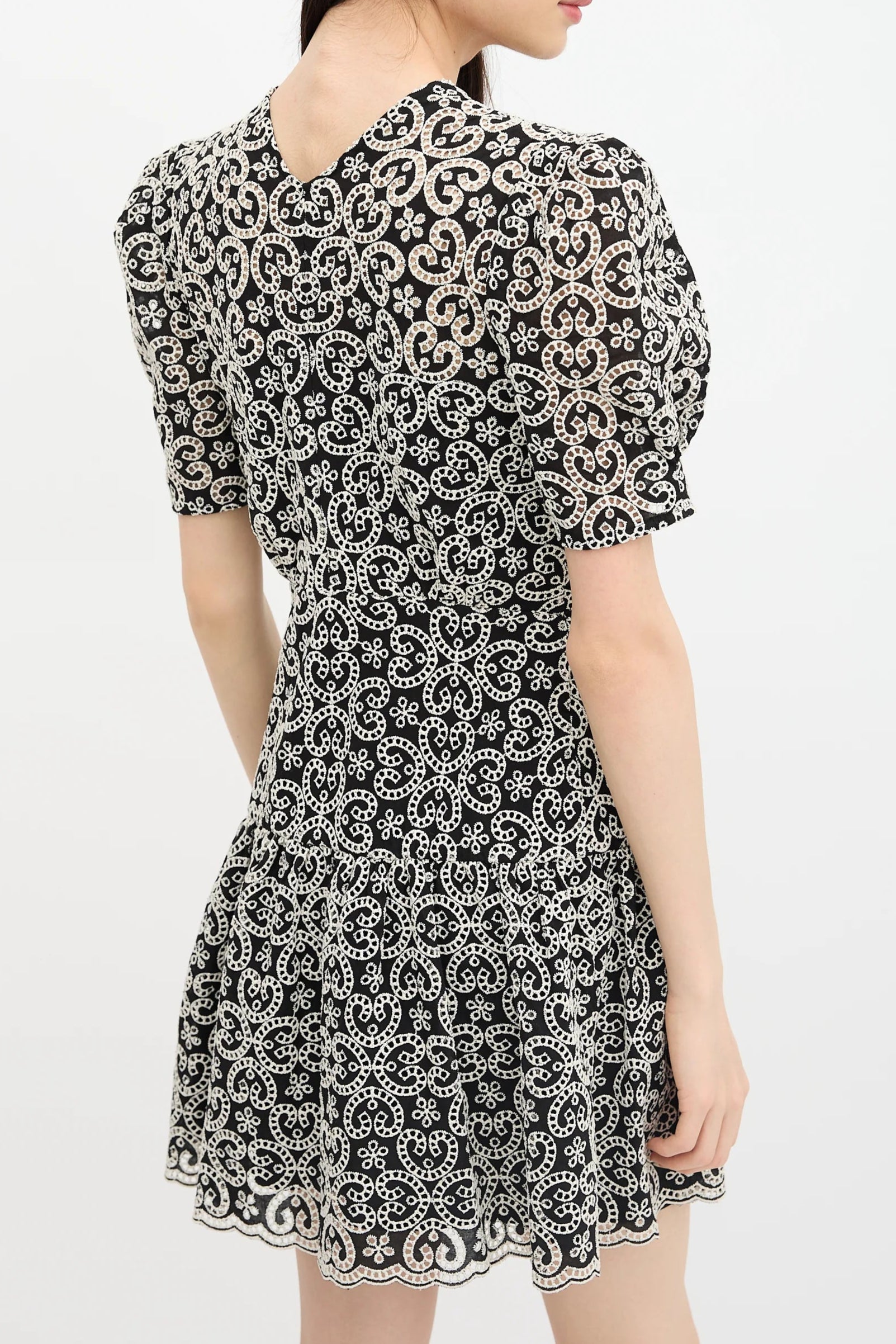 BLACK V-NECK GUIPURE LACE MINI DRESS