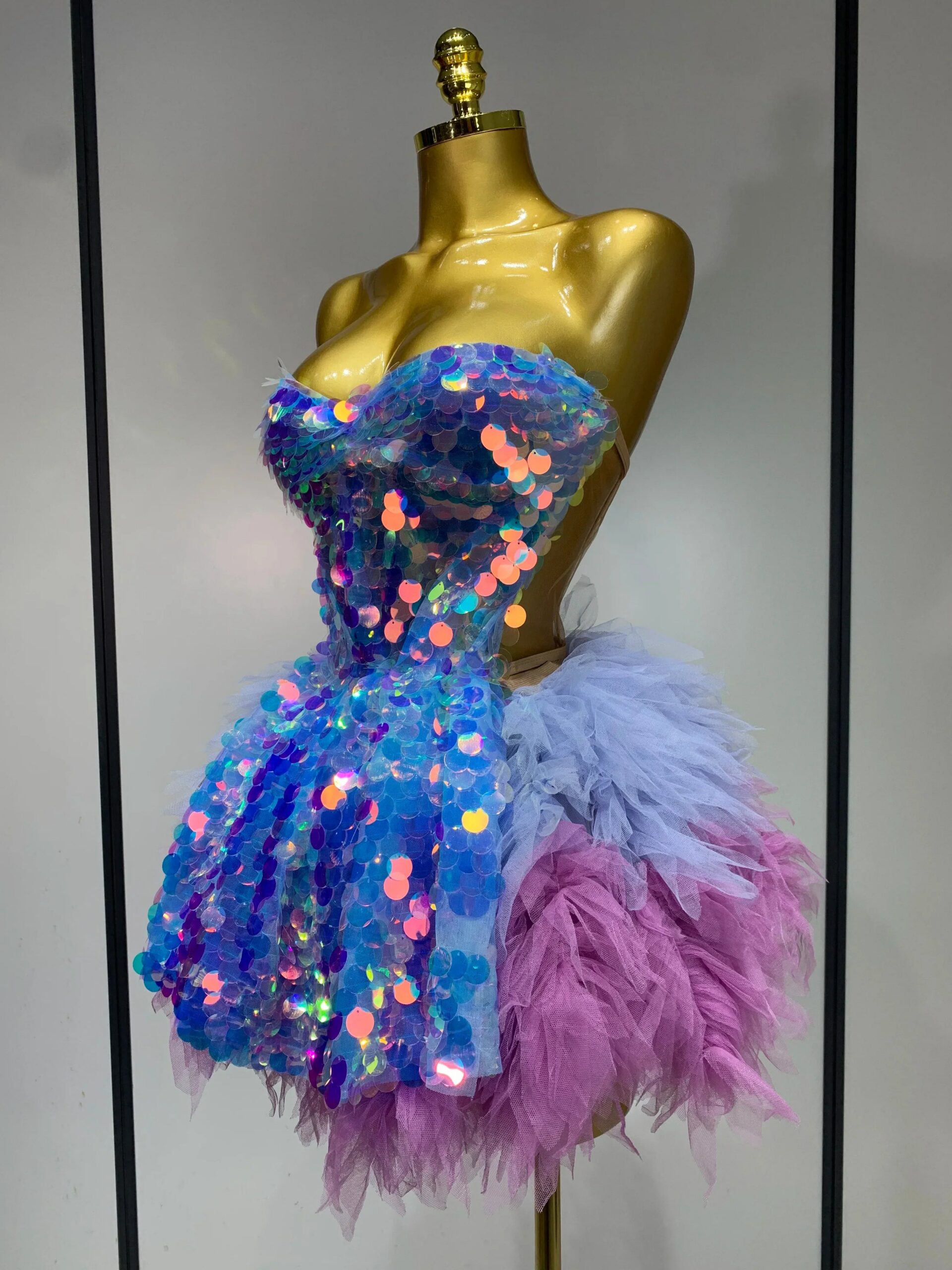 SPARKLY SEQUIN RUFFLED BACKLESS TWO-PIECE SET