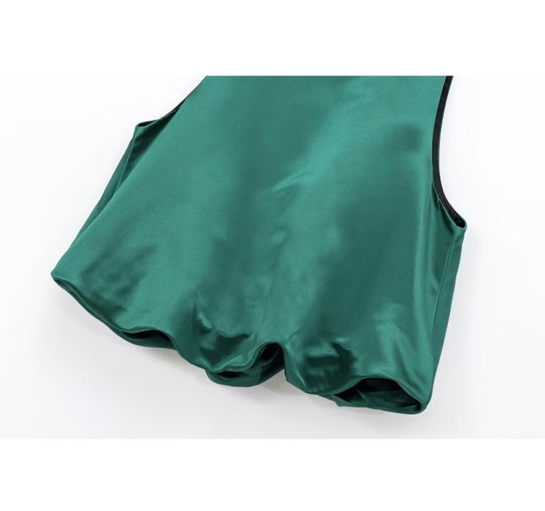 MIKEE TOP - ELEGANT SILHOUETTE FOR EVENTS