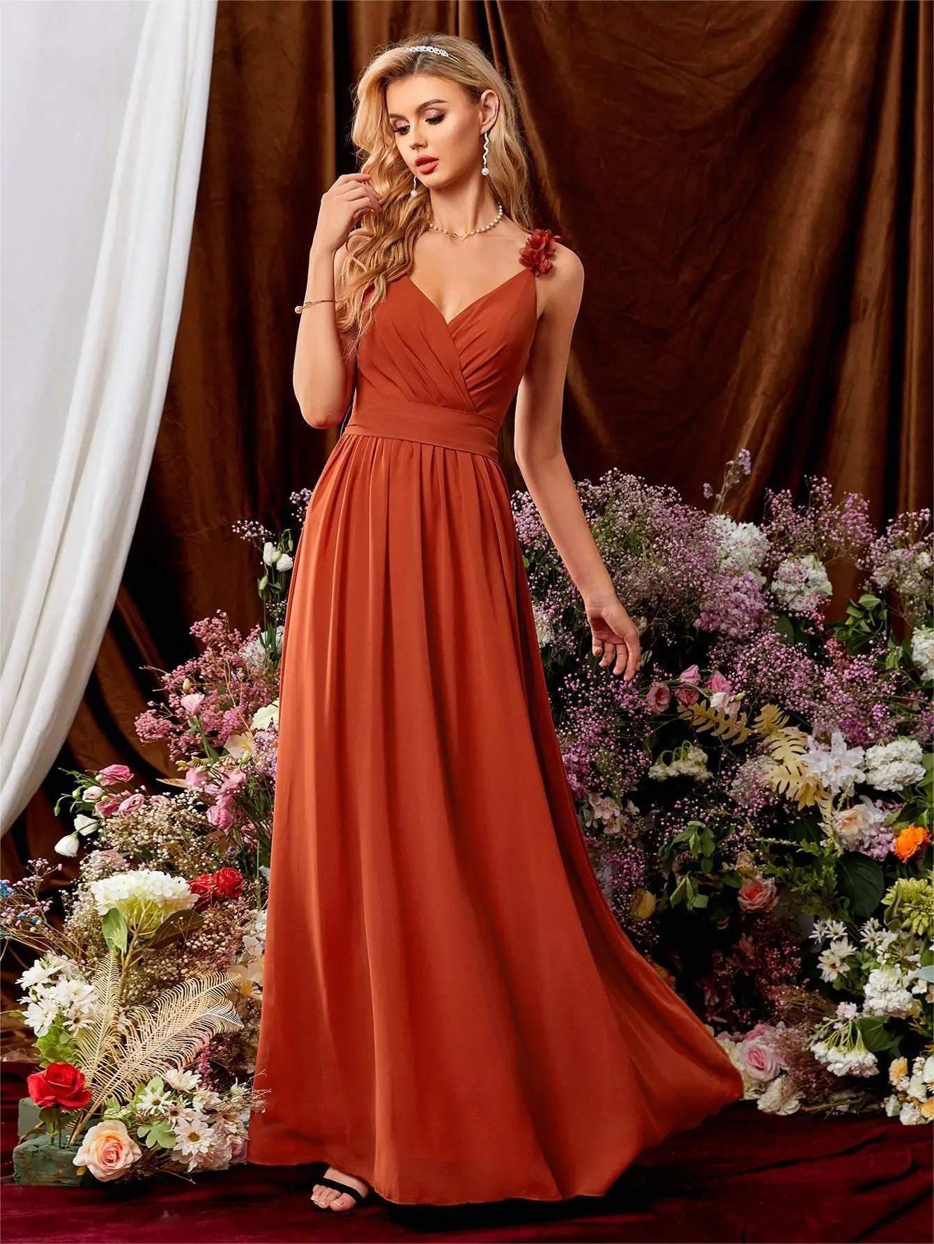 PAULA MAXI DRESS, FLOWY SILHOUETTE FOR WEDDING GUEST