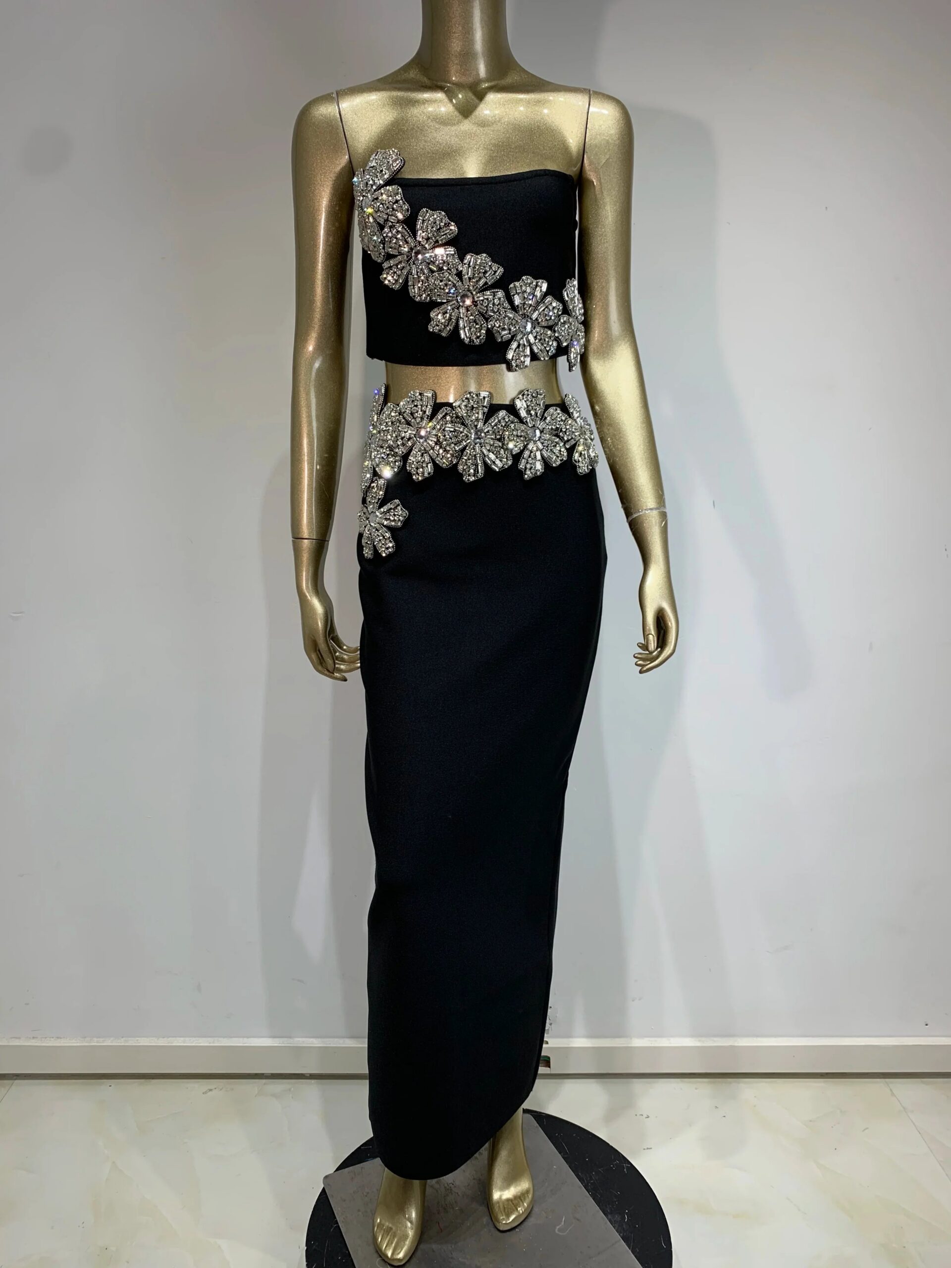 DAZZLING DIAMOND FLOWER LONG SET - ELEGANT PARTY STYLE