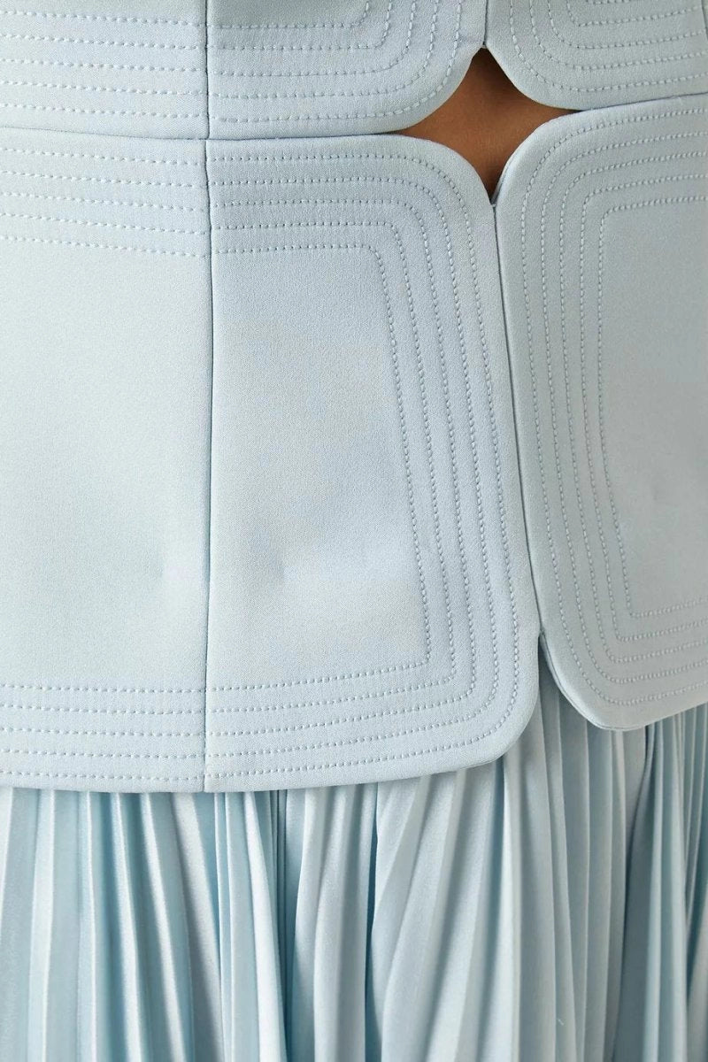 SWEETHEART OFF-SHOULDER PLEATED MIDI DRESS