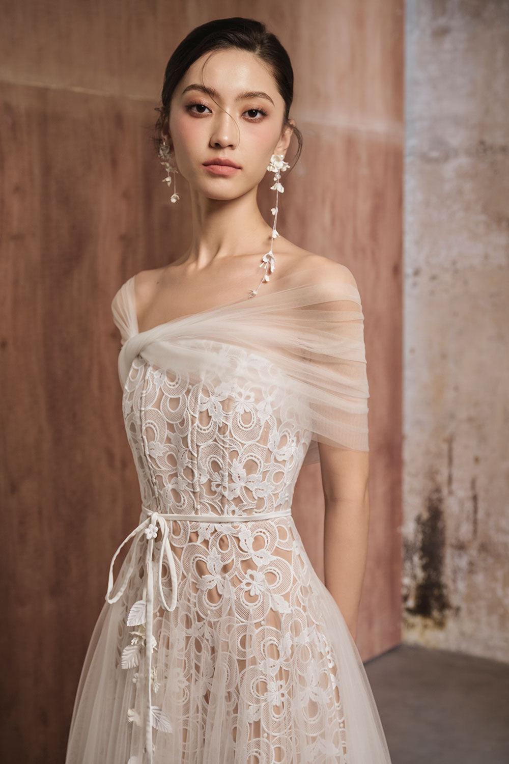 MIUA GATHERED LACE MIDI DRESS, WHITE WEDDING GUEST