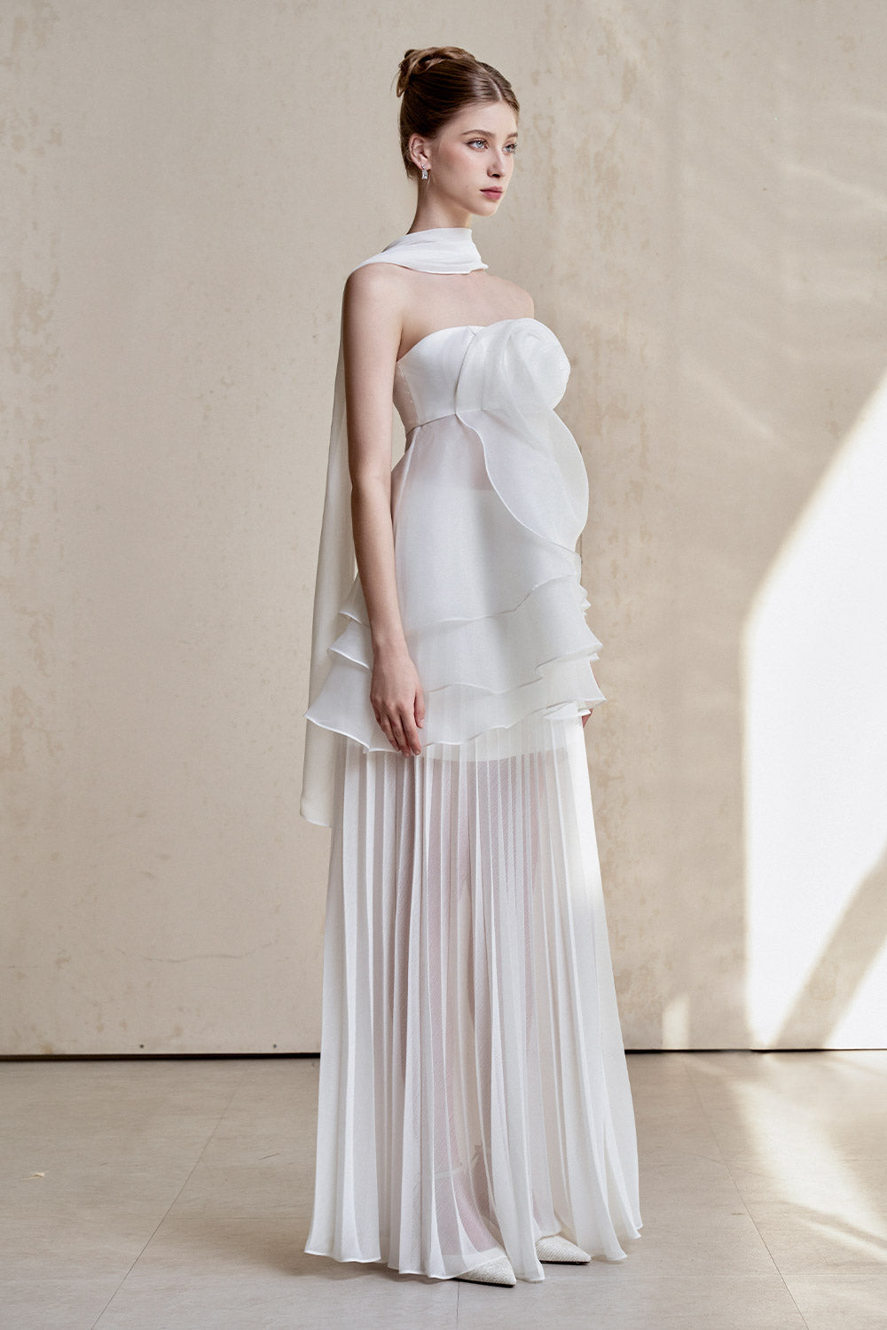 WHITE STRAPLESS ROSE APPLIQUE TIERED MAXI DRESS