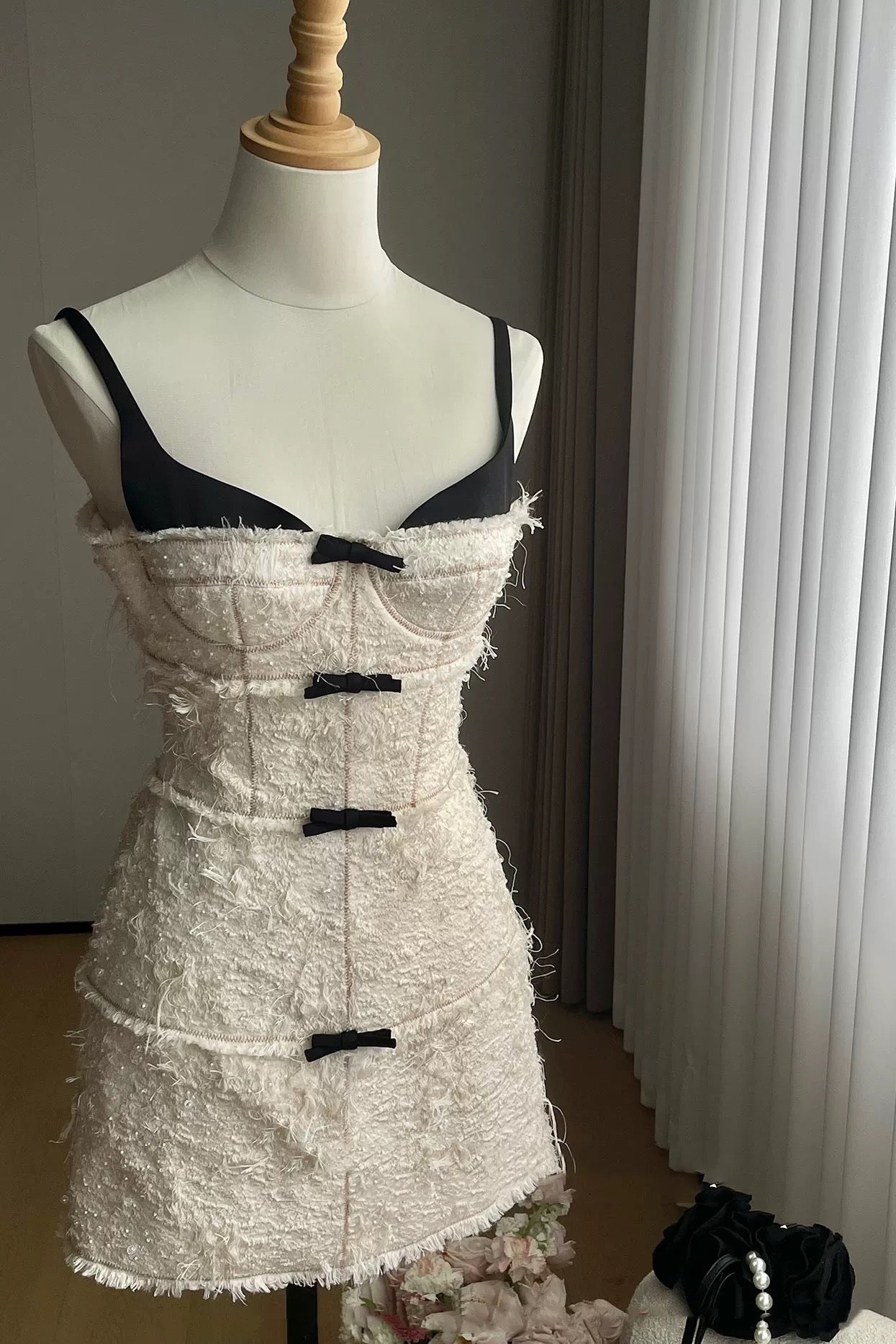 WechatIMG8973 SANTOS BOW MINI DRESS, BEIGE, ELEGANT COCKTAIL PARTY
