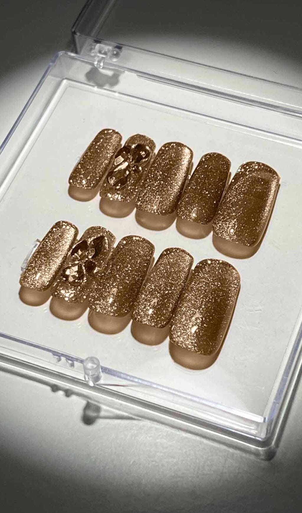 CUSTOM CAT EYE PRESS ON NAILS, GLAM GOLD PARTY STYLE