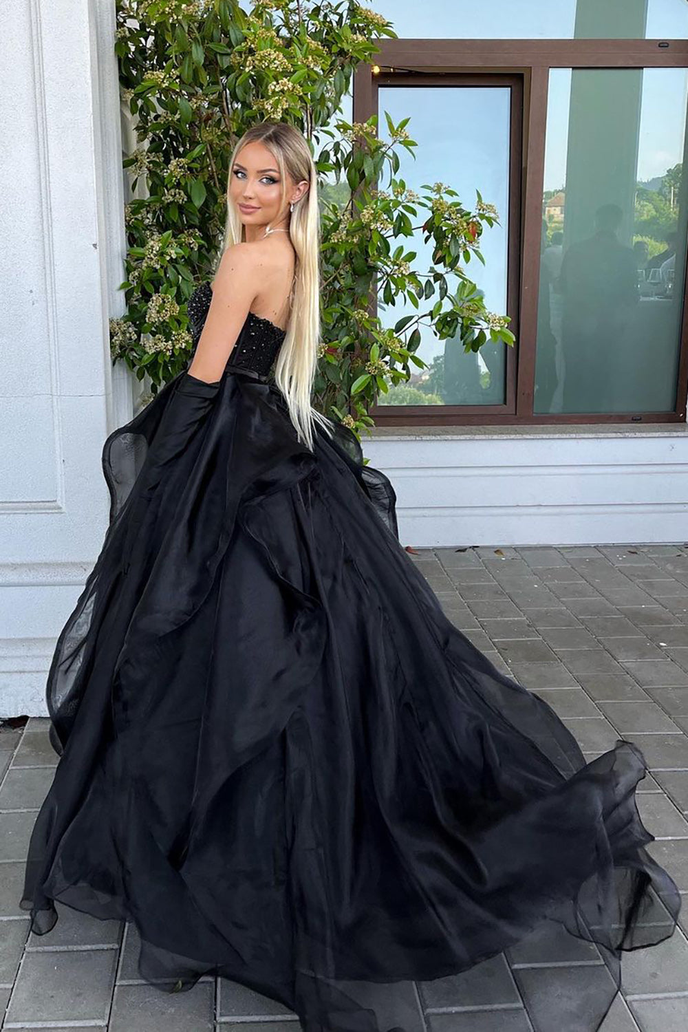 BLACK STRAPLESS BALL GOWN FORMAL EVENING DRESS