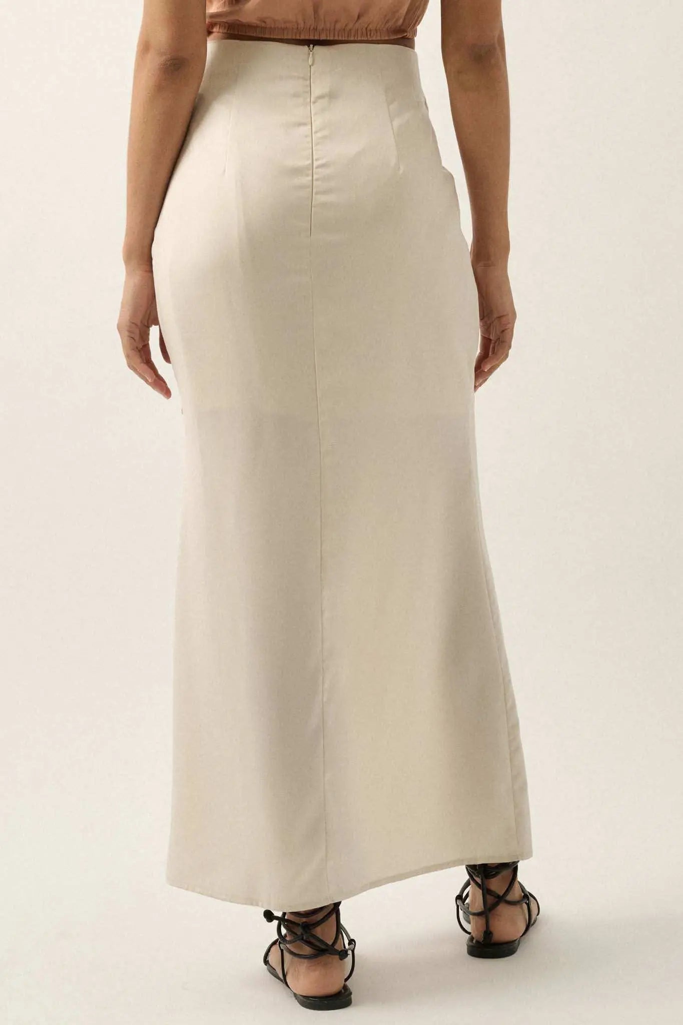 CURVE SATIN BUTTON MAXI SKIRT FOR EVENING