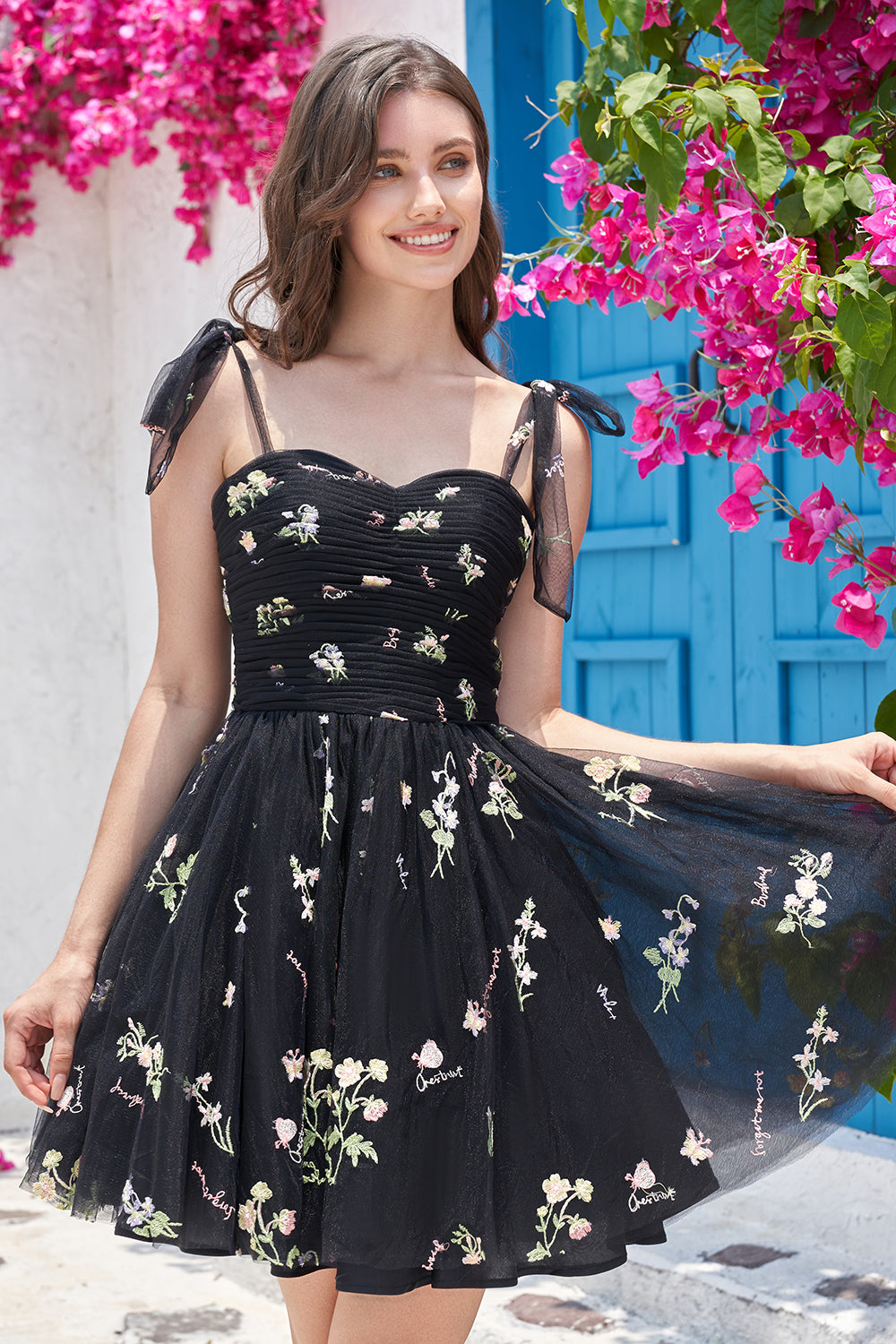 A-LINE BLACK EMBROIDERED SHORT HOMECOMING DRESS