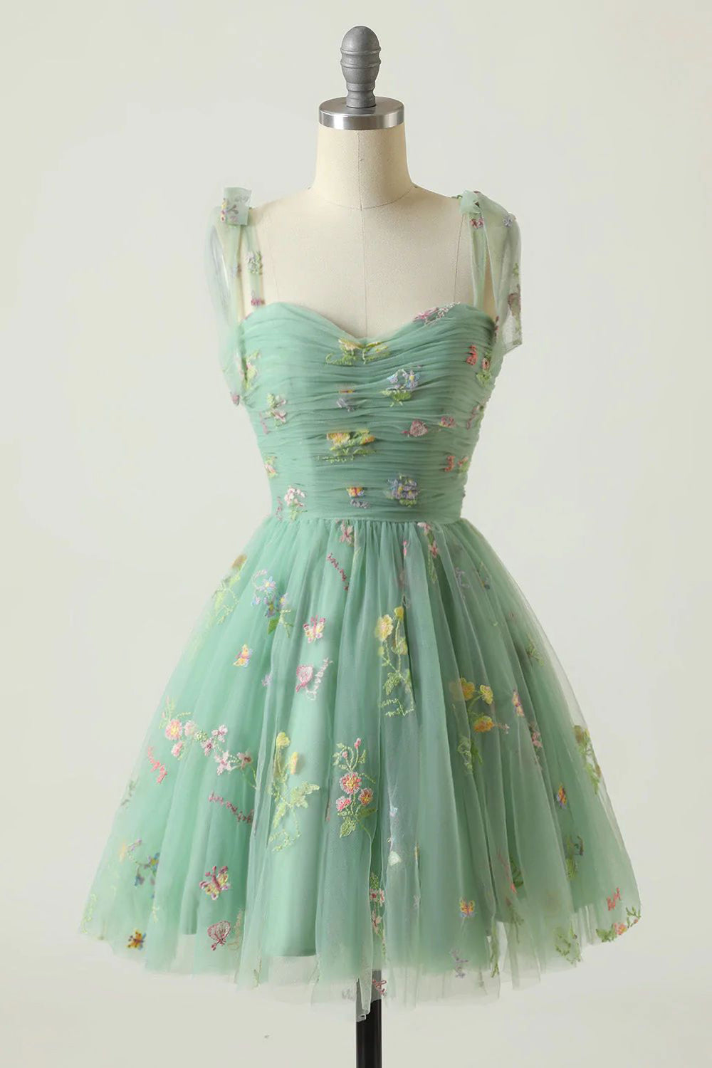 A-LINE BLACK EMBROIDERED SHORT HOMECOMING DRESS