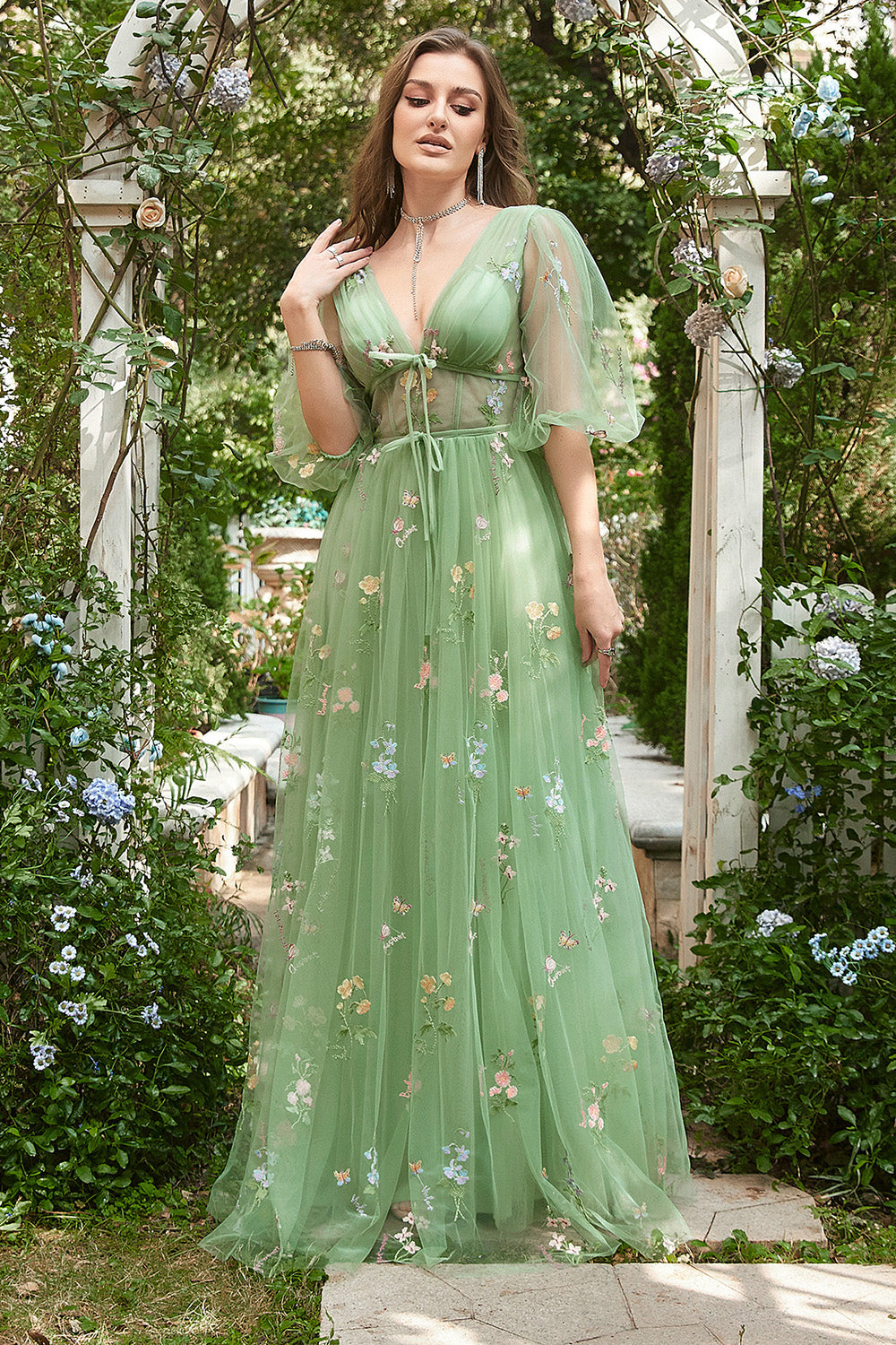 A-LINE V-NECK EMBROIDERED GREEN PROM DRESS SHORT SLEEVES