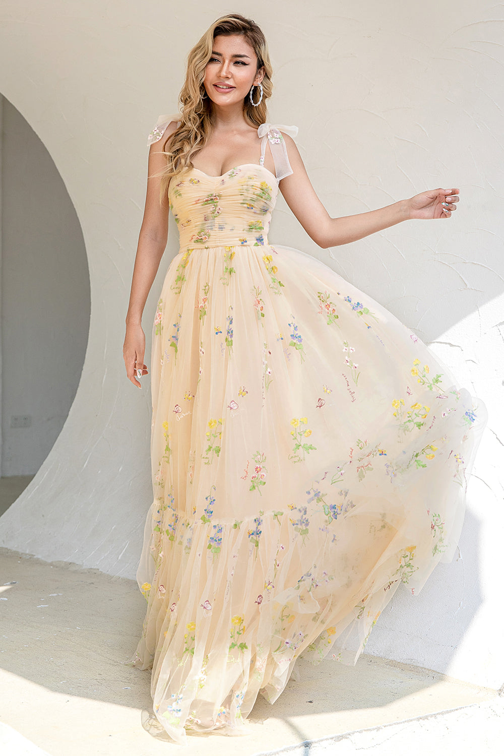 A-LINE SPAGHETTI STRAP CHAMPAGNE PROM DRESS APPLIQUE