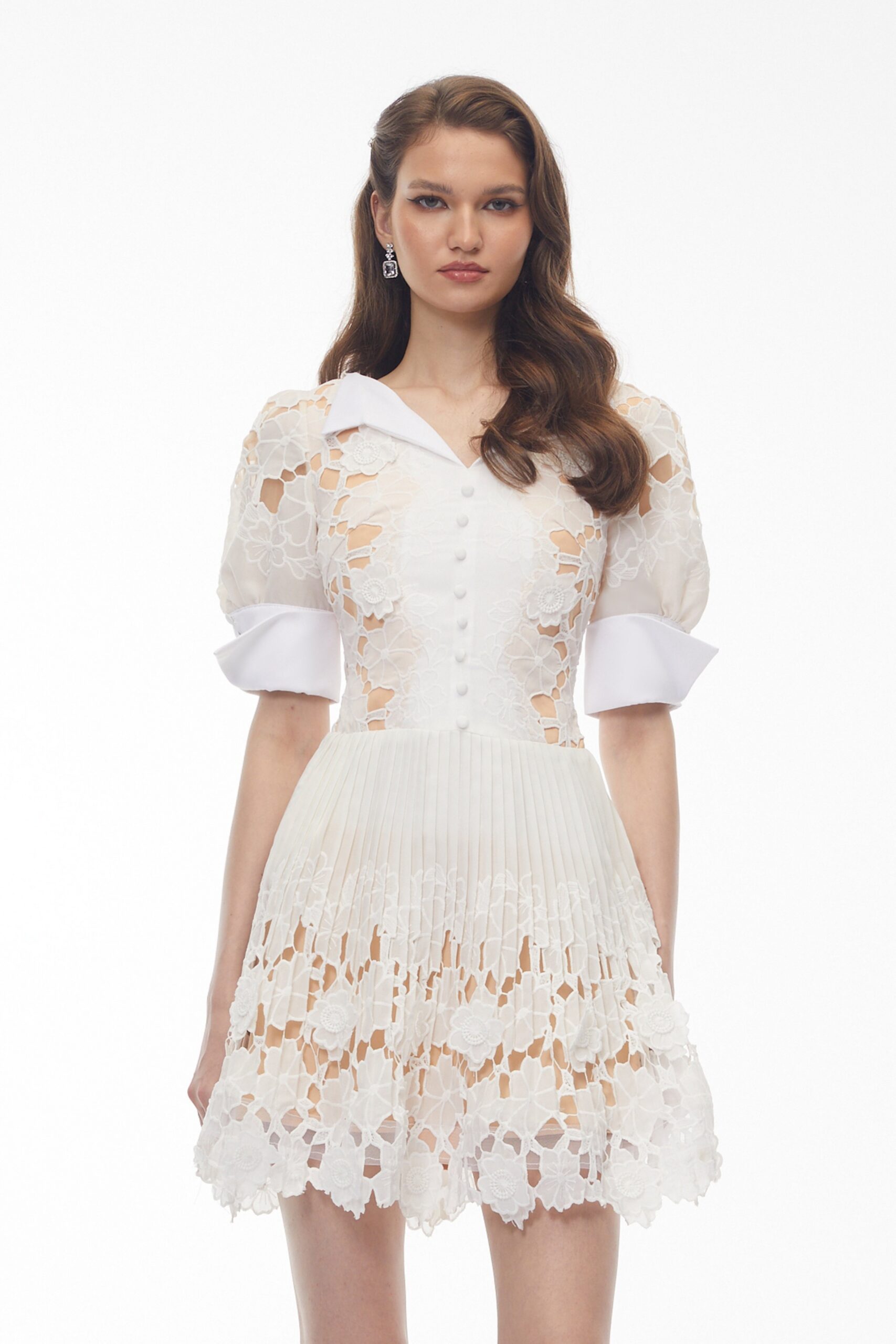 SELENA WHITE FLORAL APPLIQUÉ CUT-OUT MINI DRESS