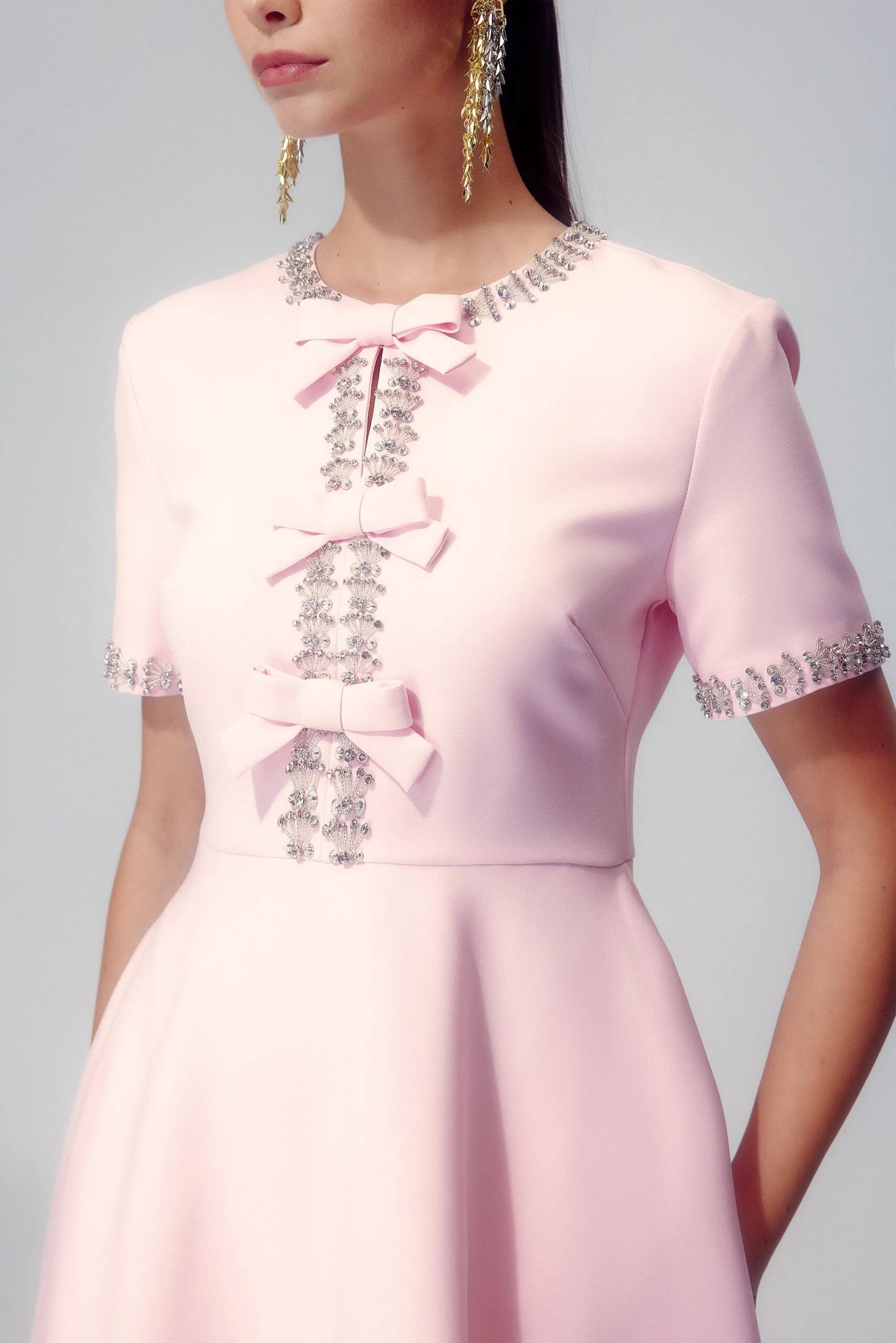 ZOE CRYSTAL BOWKNOT MIDI DRESS FOR EVENTS