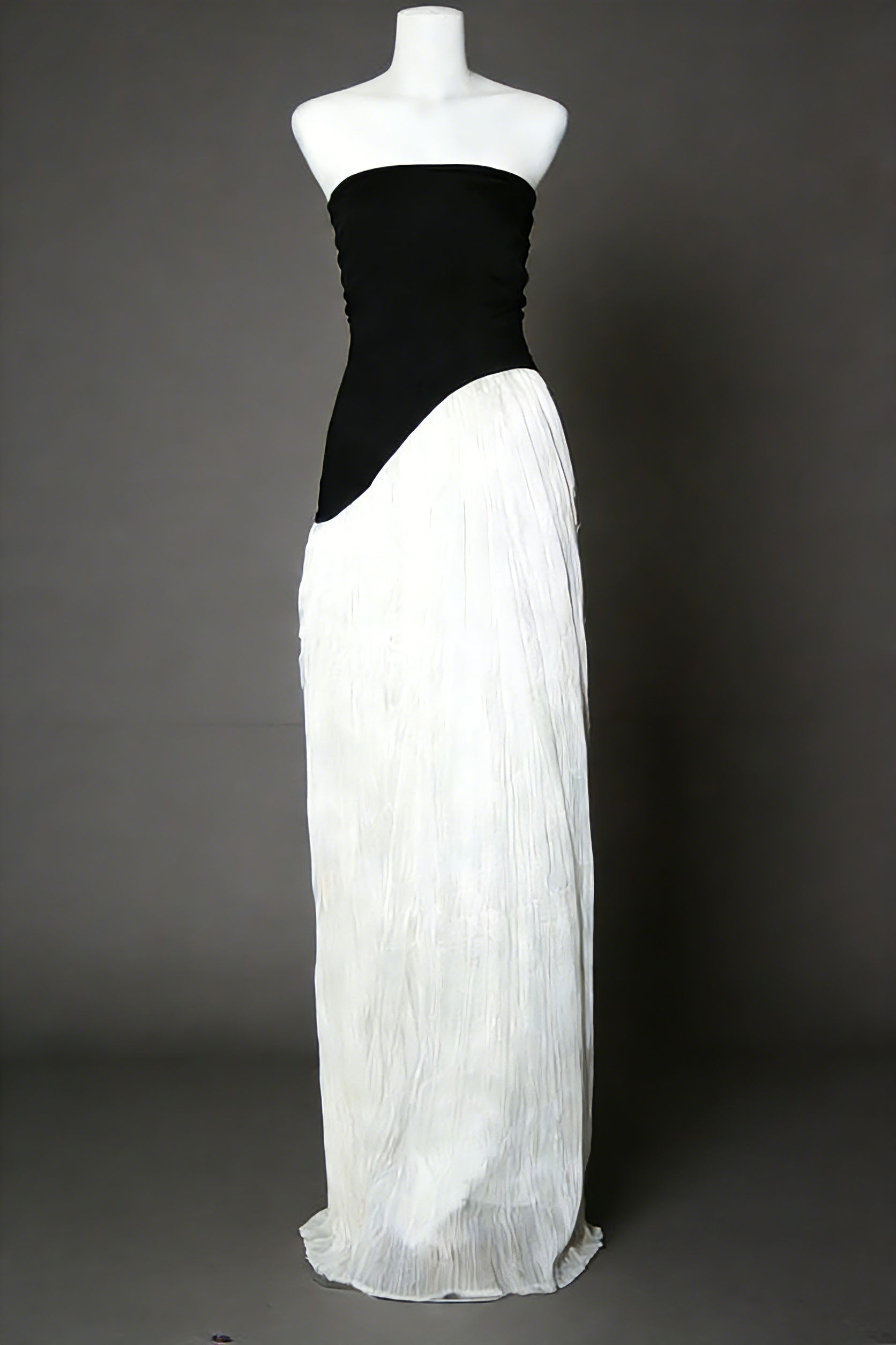 BLACK WHITE CONTRAST TUBE MAXI DRESS