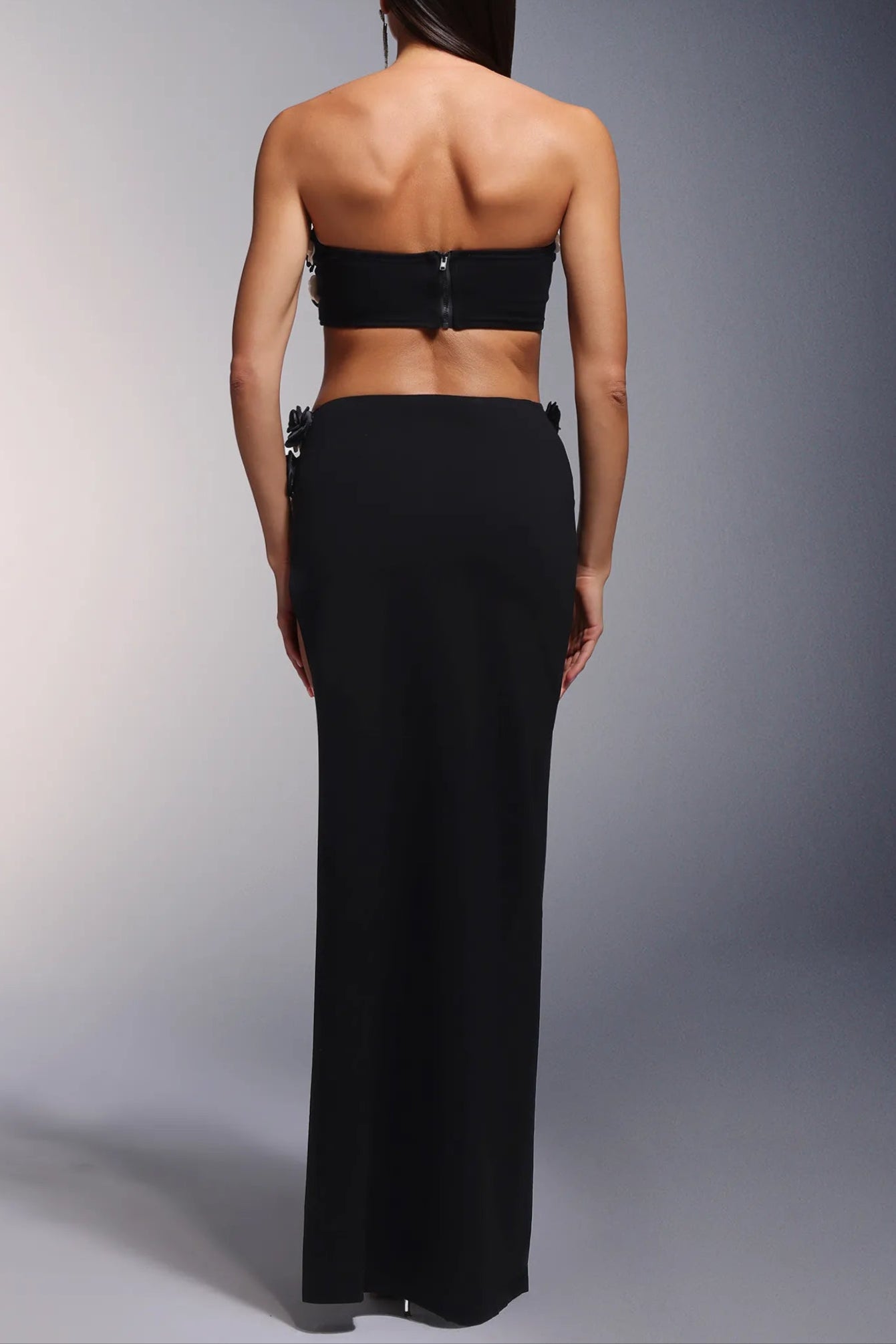 BLACK STRAPLESS MAXI SET, HIGH SLIT, 3D FLOWERS