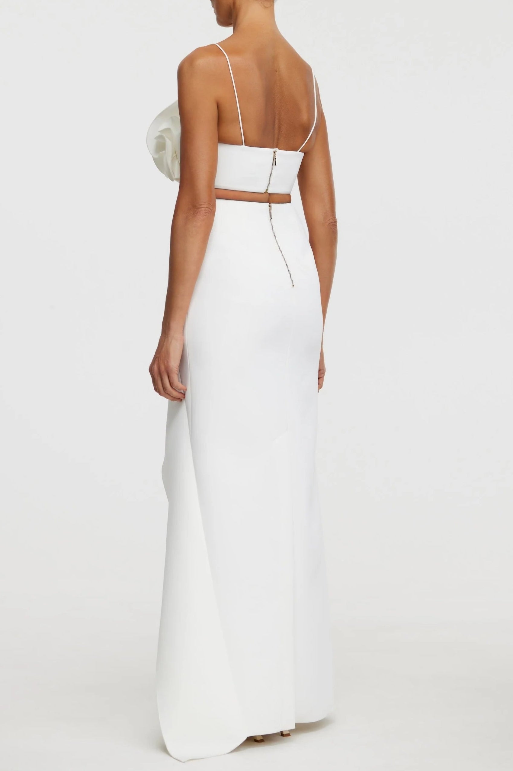 IRREGULAR RUFFLE FISHTAIL SKIRT IVORY