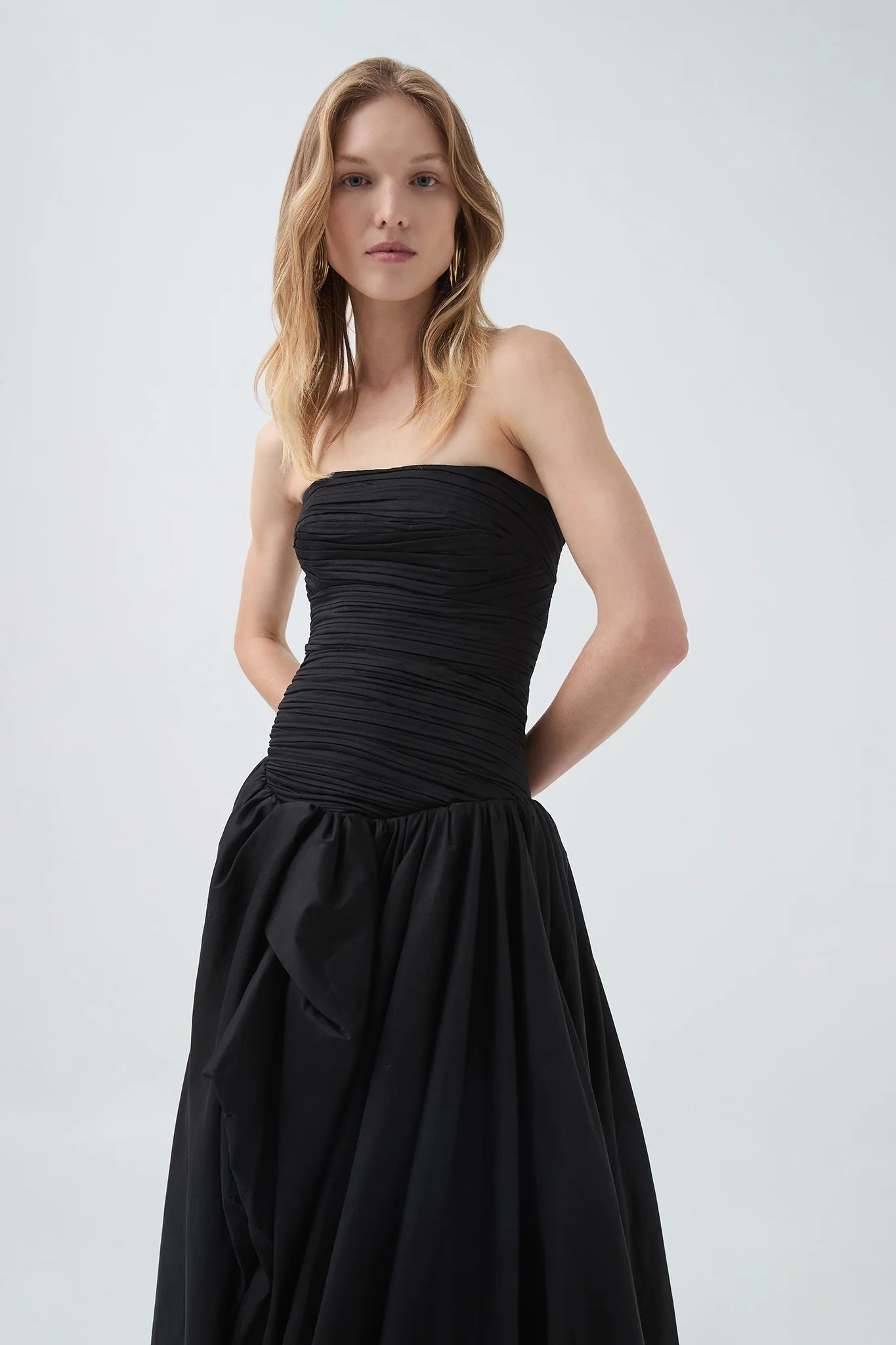 NANCY BUBBLE HEM MAXI DRESS BLACK COCKTAIL