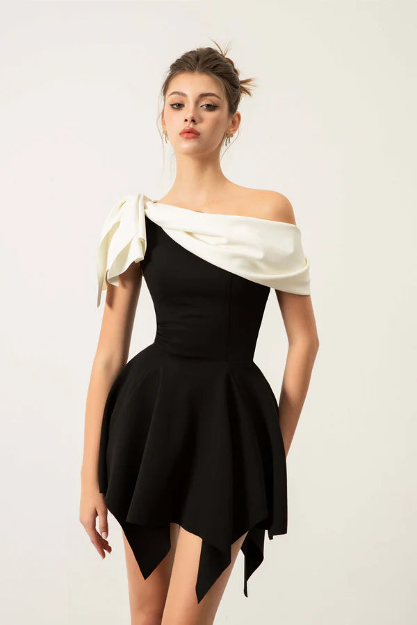 b69b293f-a8cd-4bc7-a454-ed3312d023e5 ONE-SHOULDER BLACK MINI DRESS FOR EVENTS