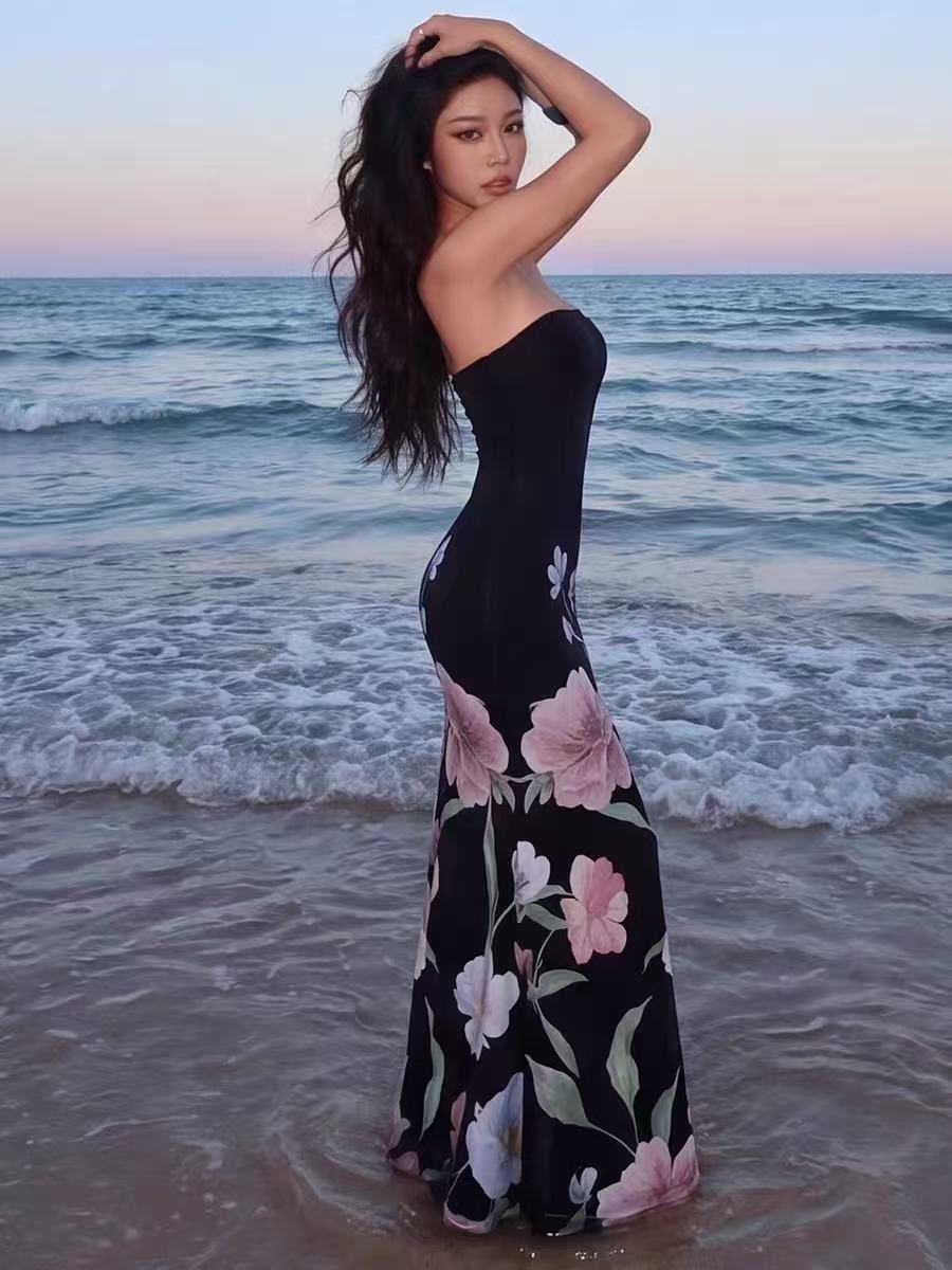 BLACK FLORAL STRAPLESS MERMAID MAXI DRESS