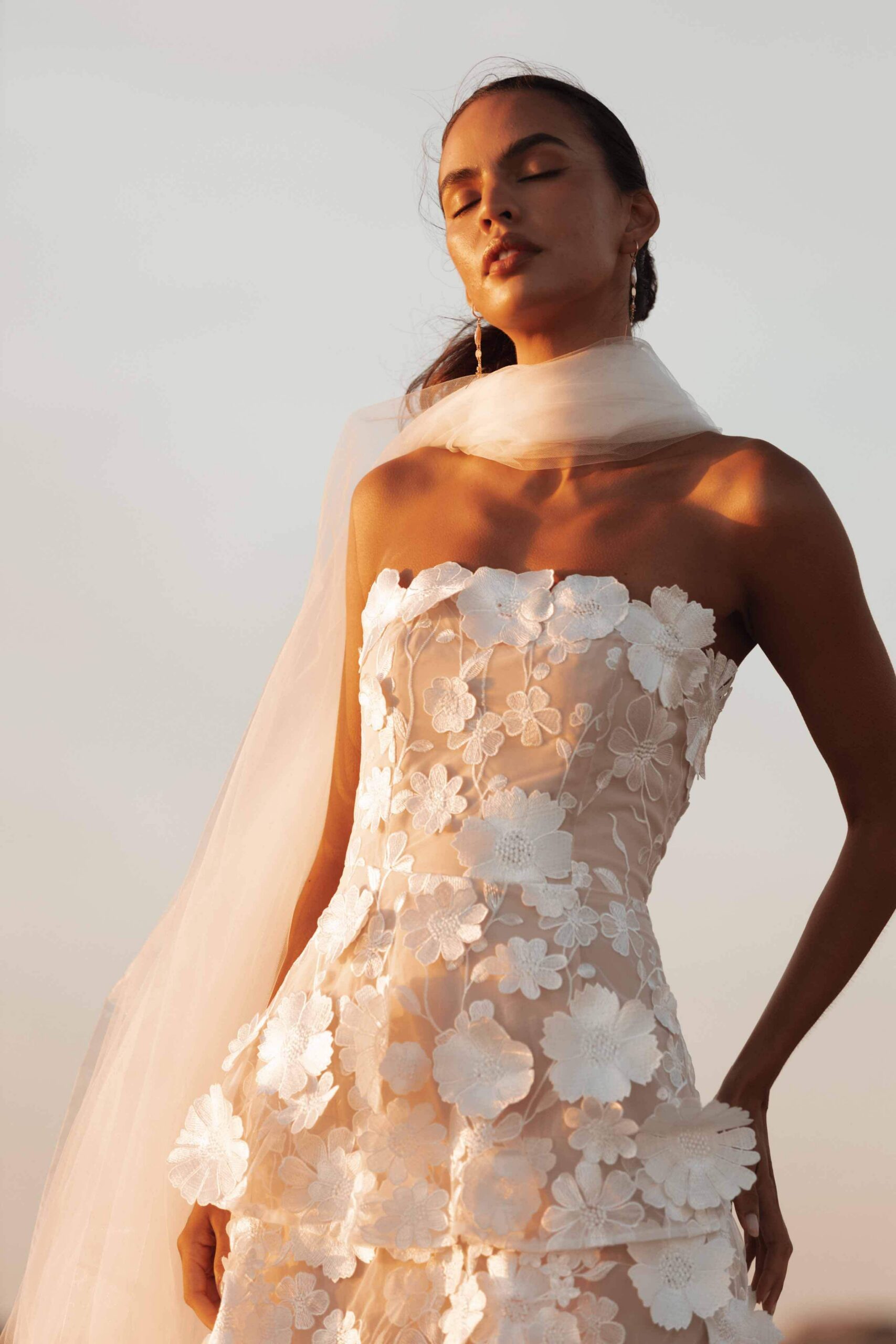 SELENE 3D FLOWER TIERED WHITE MAXI DRESS