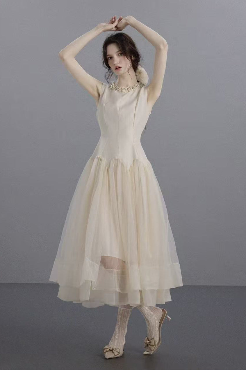 SLEEVELESS IVOIRE MIDI DRESS, TULLE SKIRT, PEARL COLLAR