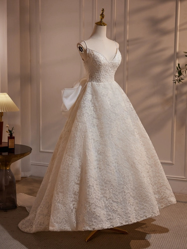 LIGHT CHAMPAGNE LACE LONG PROM GOWN