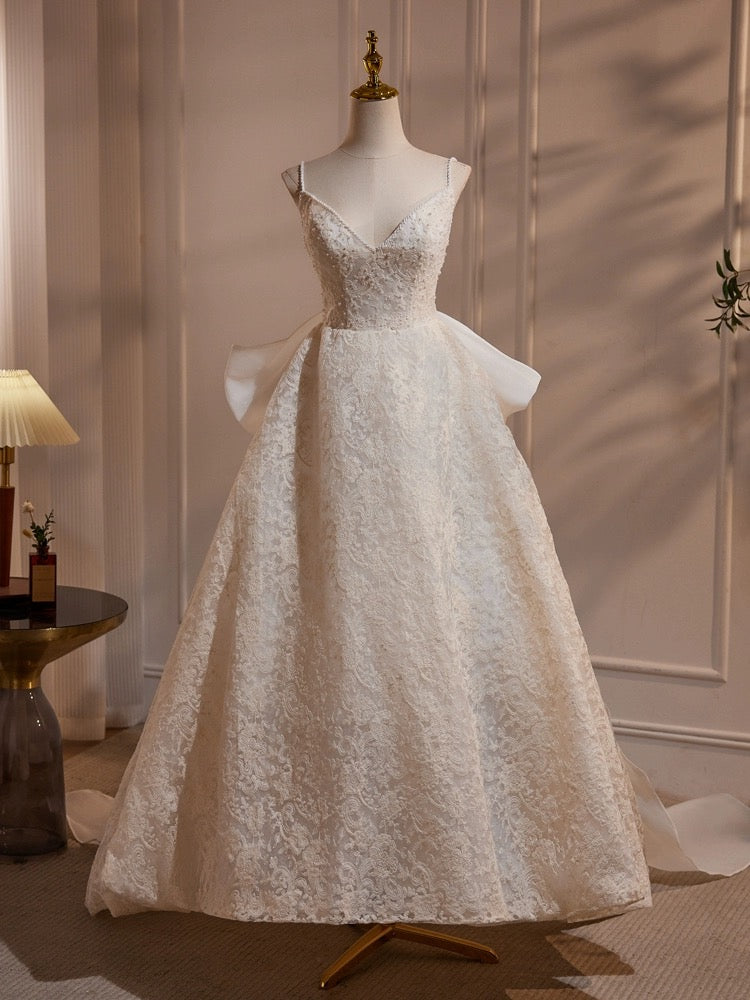 d9fe172b9a92867f54e59e3623199be4 LIGHT CHAMPAGNE LACE LONG PROM GOWN
