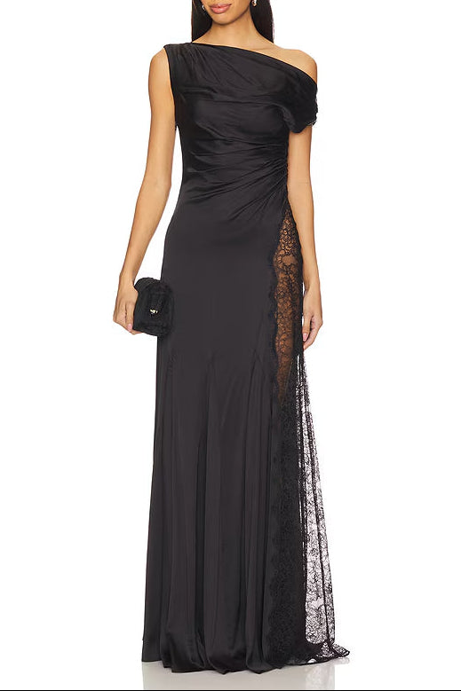 dd5c3274-2eac-4ee5-83a9-4cdd10dfec8d ELEGANT BLACK ASYMMETRICAL PLEATED MAXI DRESS WITH LACE SIDE SLIT