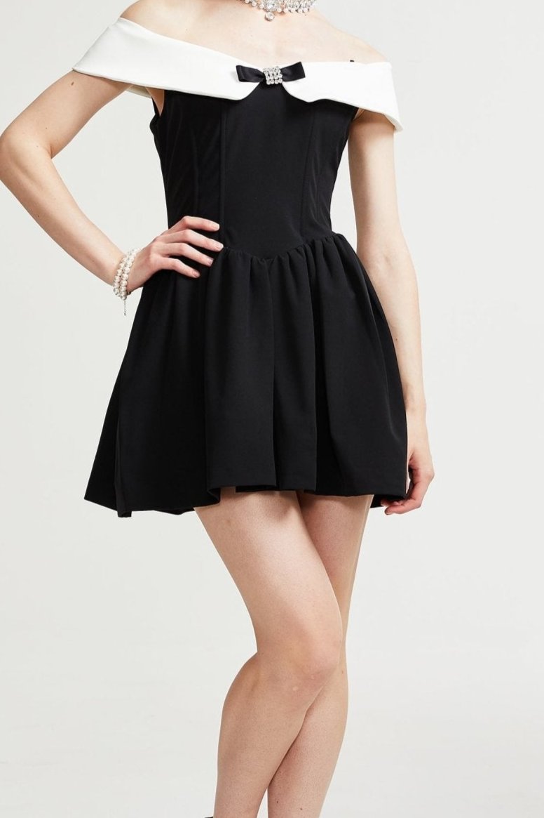 OFF-SHOULDER BLACK MINI DRESS FOR PARTY