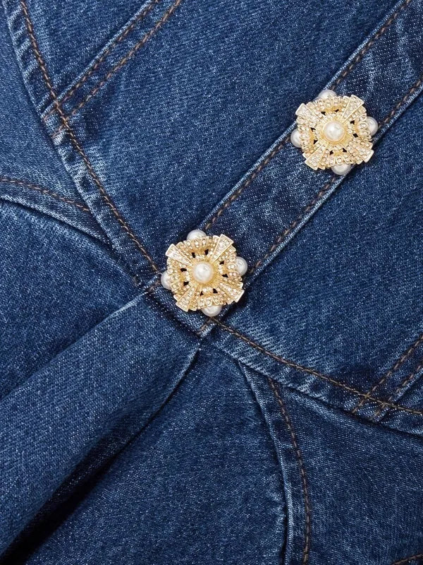 SLEEVELESS DENIM MINI DRESS WITH FLORAL BUTTONS FOR CASUAL DAYS