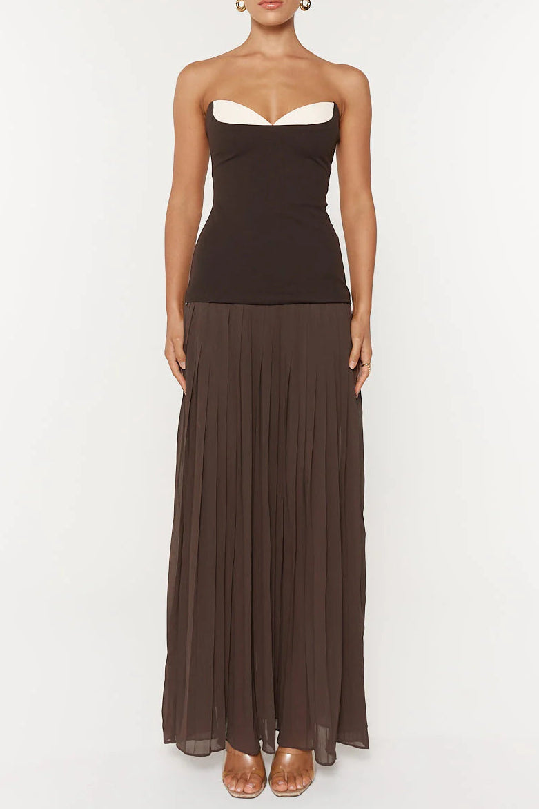 e6ae4852-5835-4ff9-91c7-343534f3b9e5 NELLY STRAPLESS BROWN PLEATED MAXI DRESS