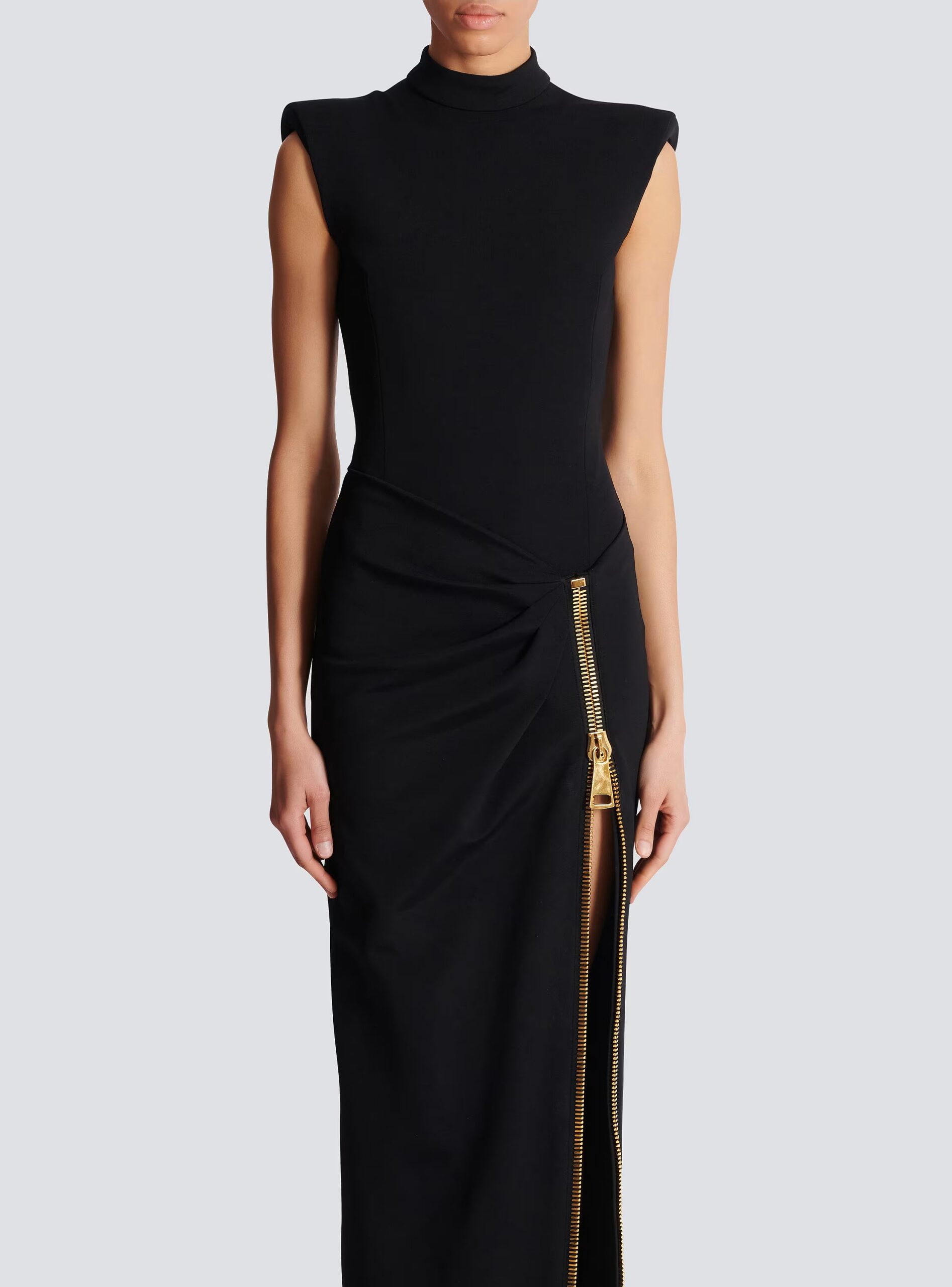 BLACK SLEEVELESS ZIPPER HIGH SLIT MAXI DRESS