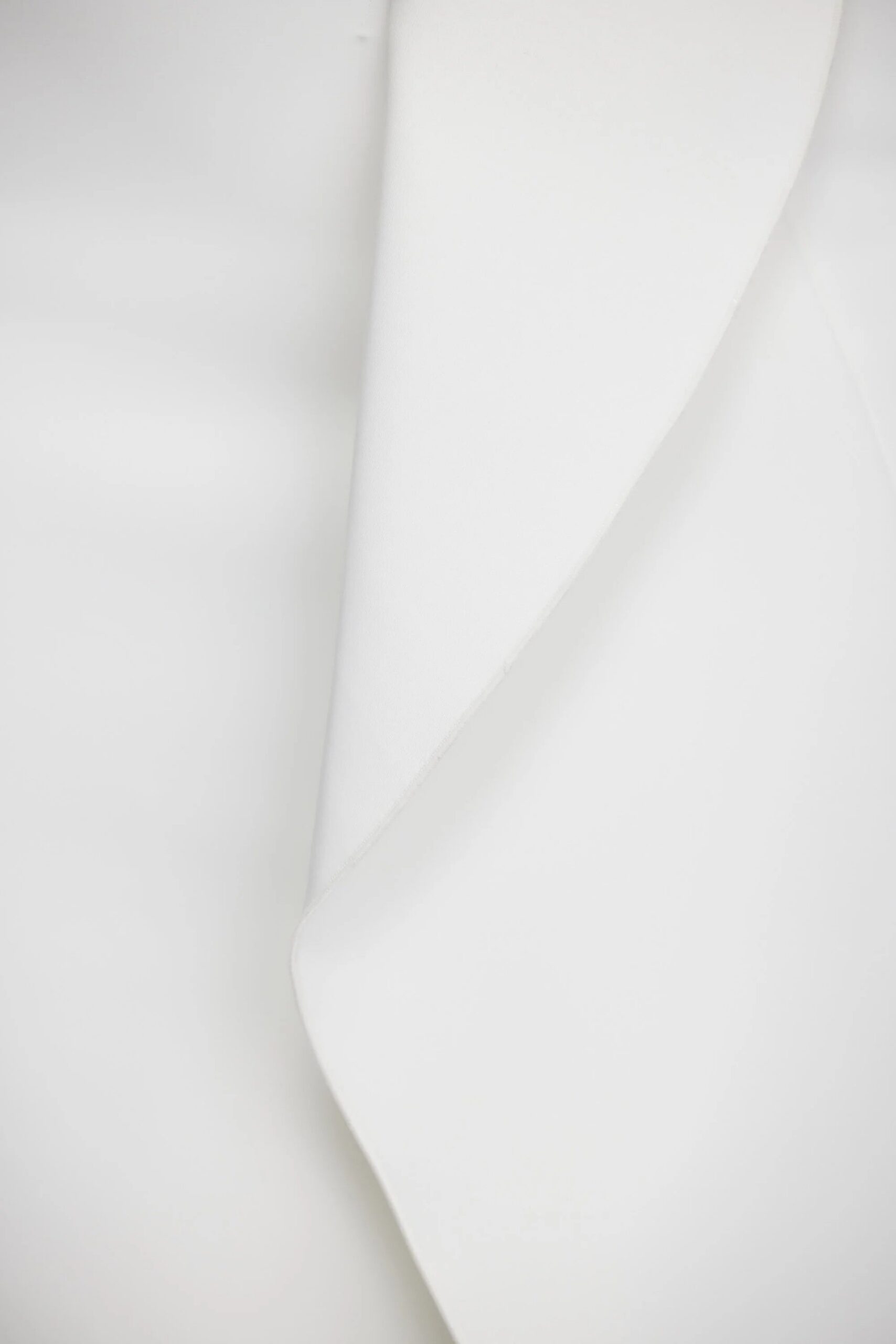IRREGULAR RUFFLE FISHTAIL SKIRT IVORY