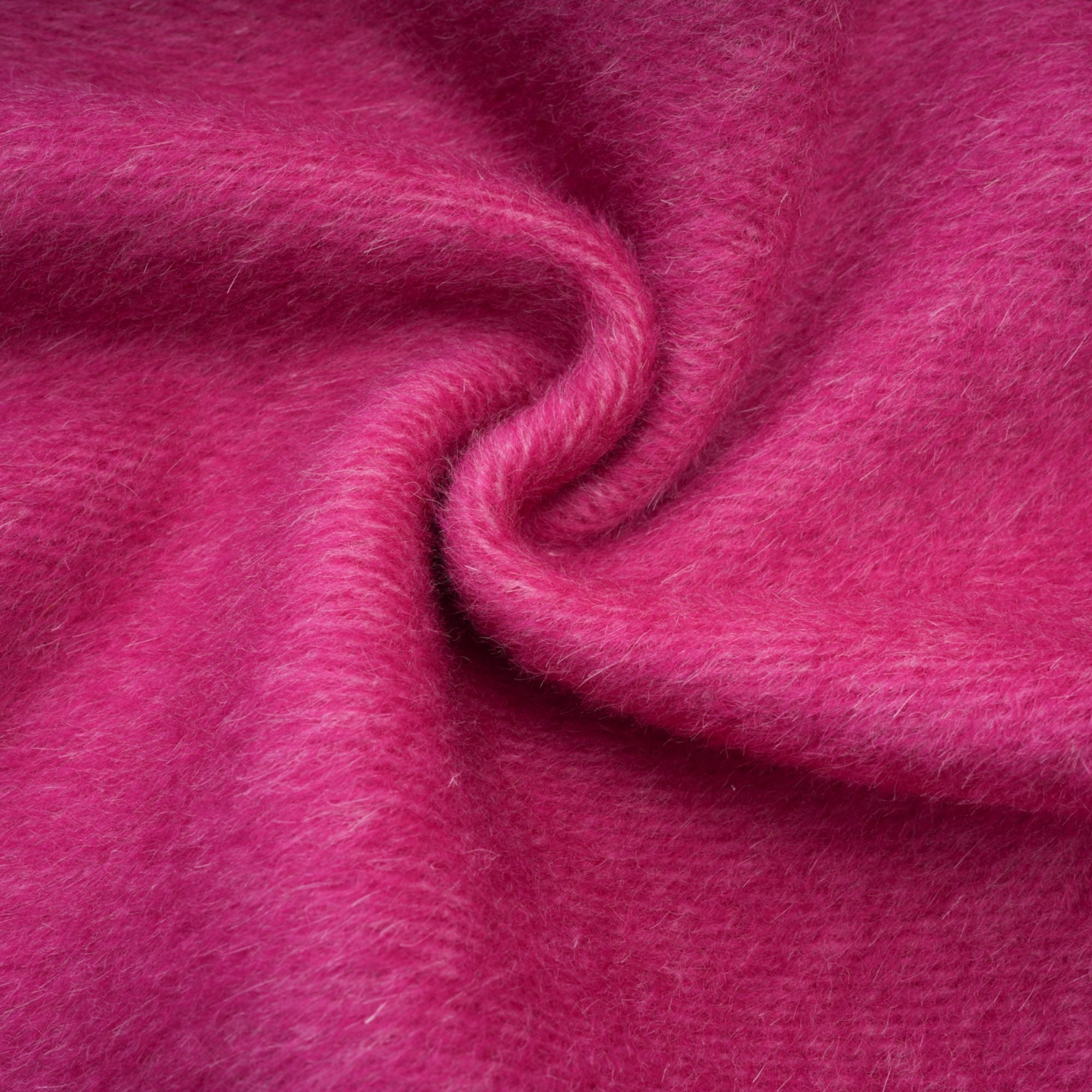ELEGANT ELEANOR COAT FOR WINTER WEDDINGS