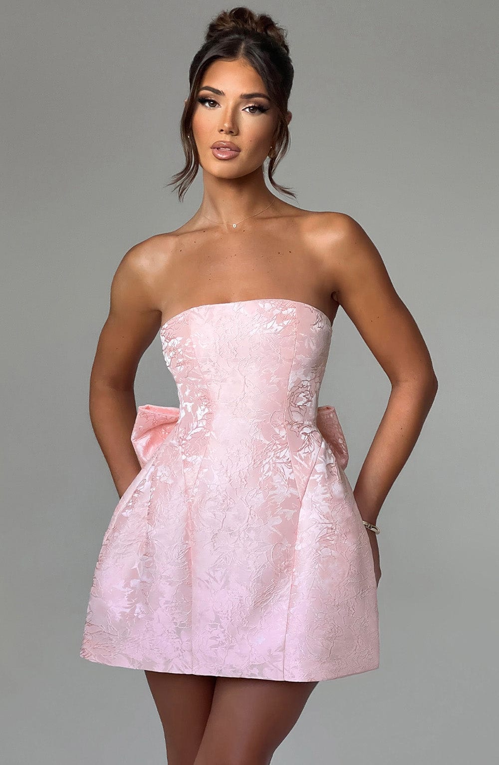 ELENORA MINI DRESS BLUSH, ROMANTIC COCKTAIL PARTY SILHOUETTE