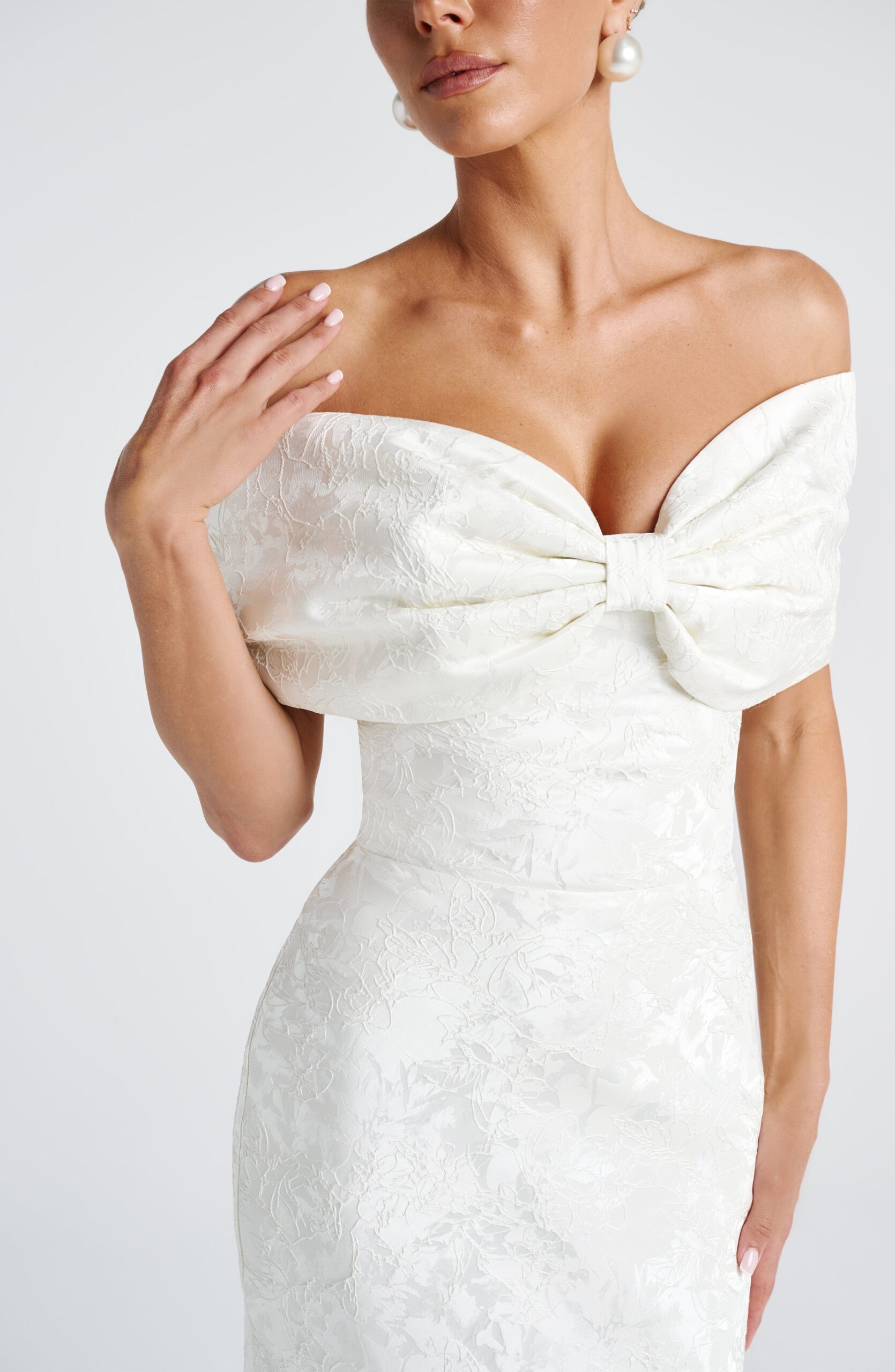 EMBERRY IVORY MAXI DRESS - FORMAL ELEGANCE