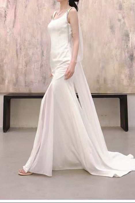 WHITE SLEEVELESS SQUARE NECK MERMAID WEDDING TRAIN DRESS