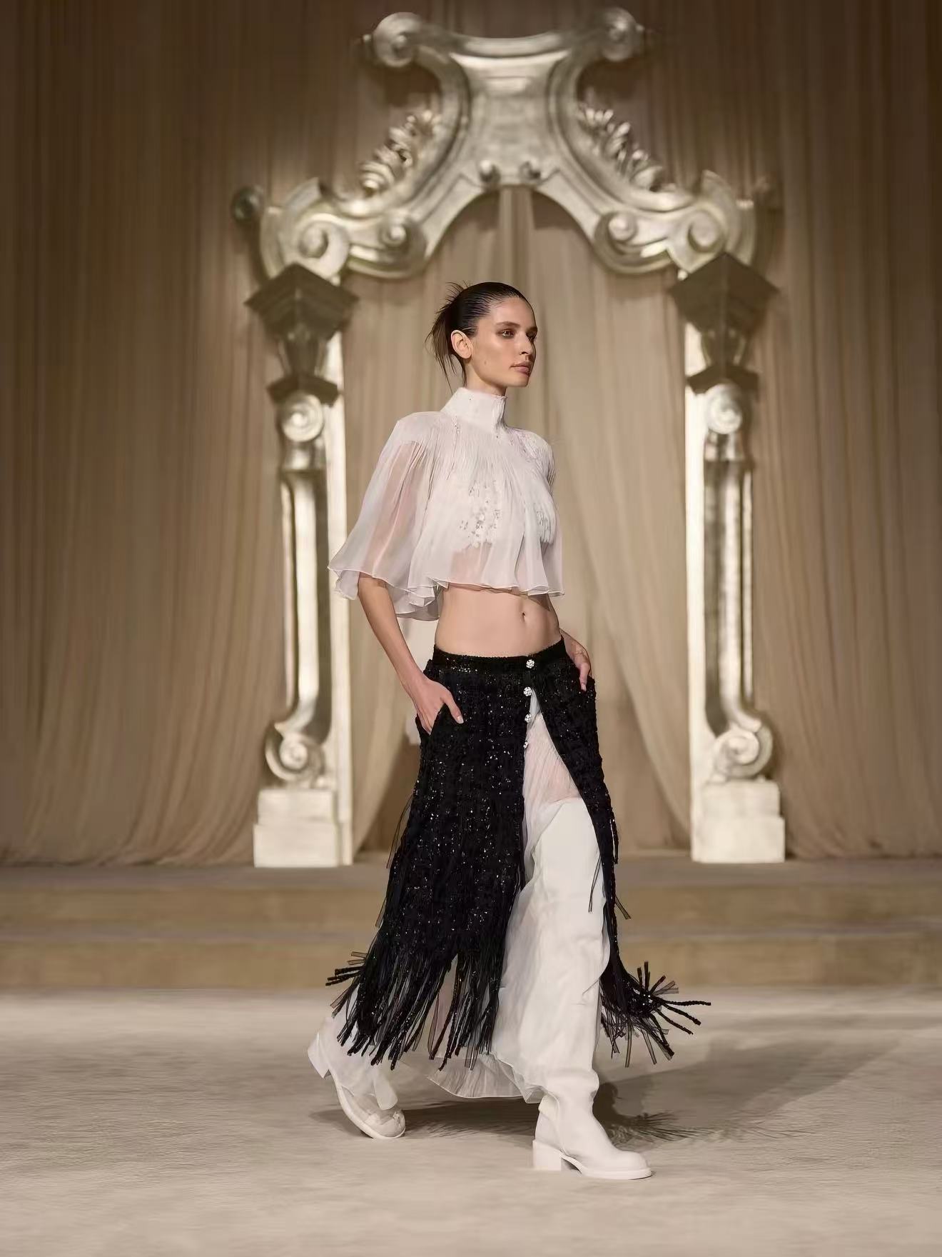 WHITE LACE CAMI & SHEER CHIFFON CAPELET SET